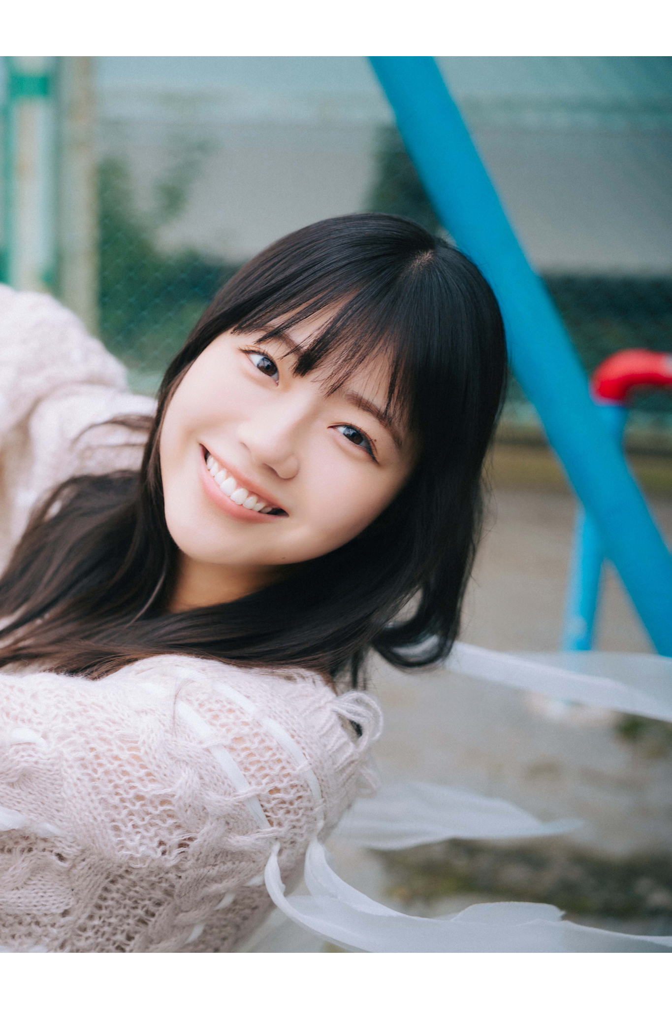 [Photobook] STU48 工藤理子「LOOK ME！！」【ヤングチャンピオンデジグラ】