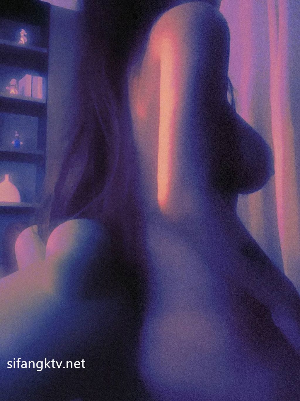 [OtherXXX] Mico板烧鸭鸭： X高价福利视频写真