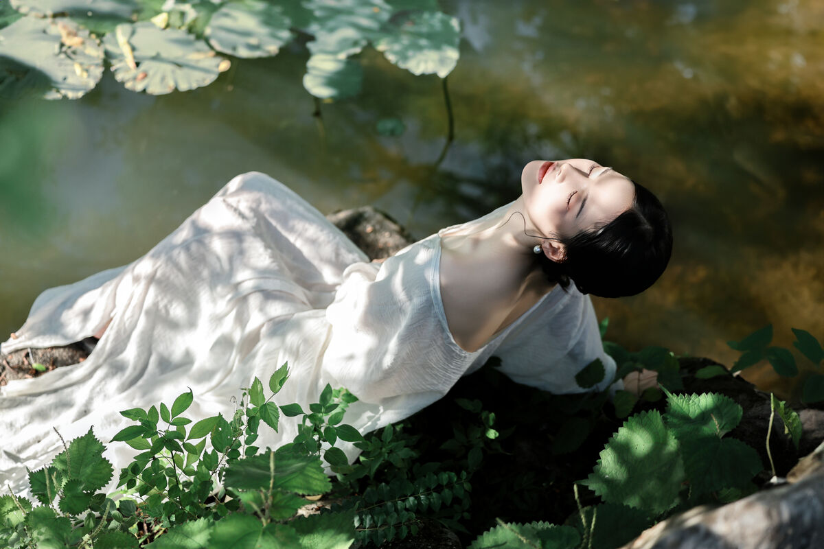 YiTuYu艺图语 Vol.10423 Yi Ming