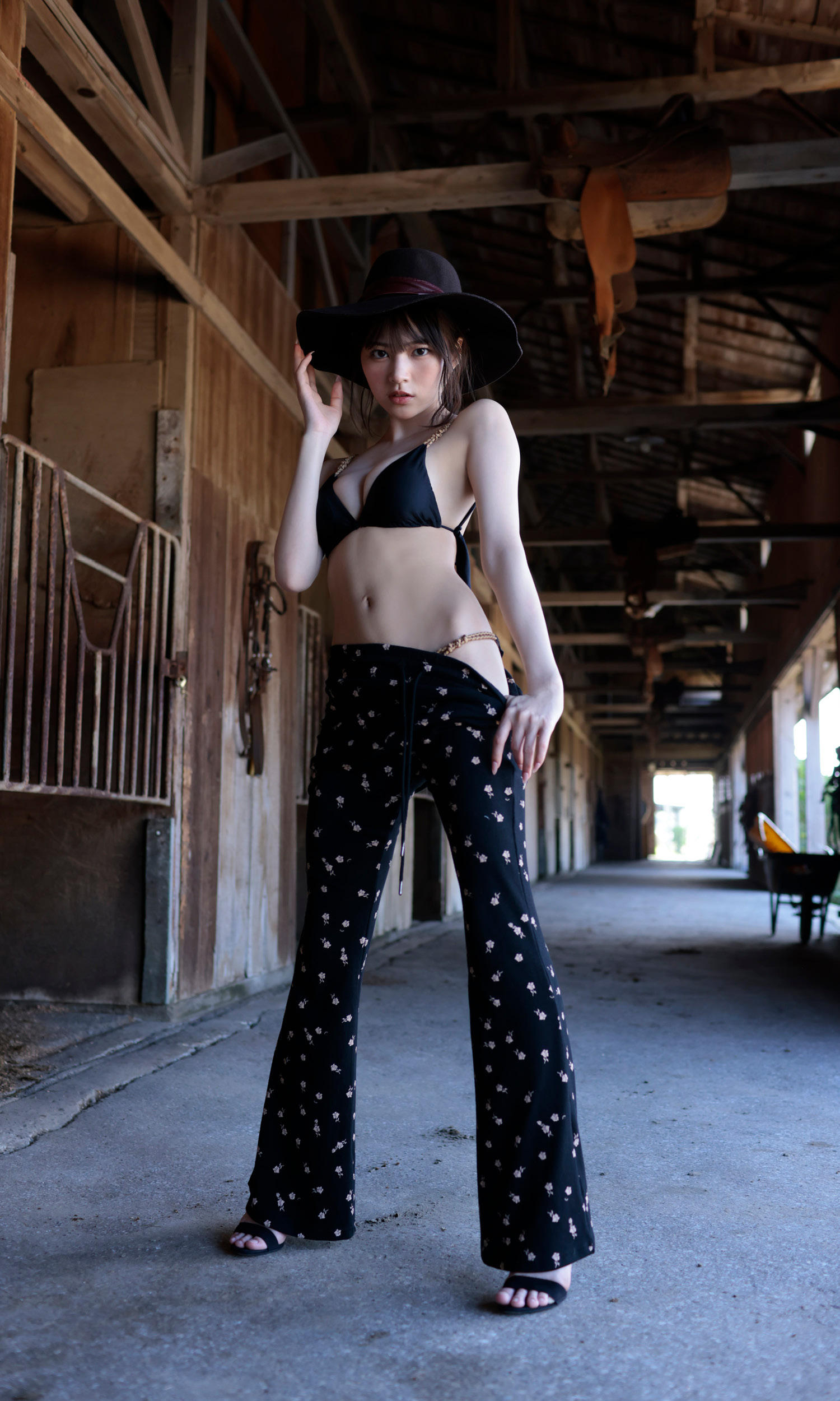 [Photobook] 2025.10.06【デジタル限定】宇咲写真集「荒野に咲く」
