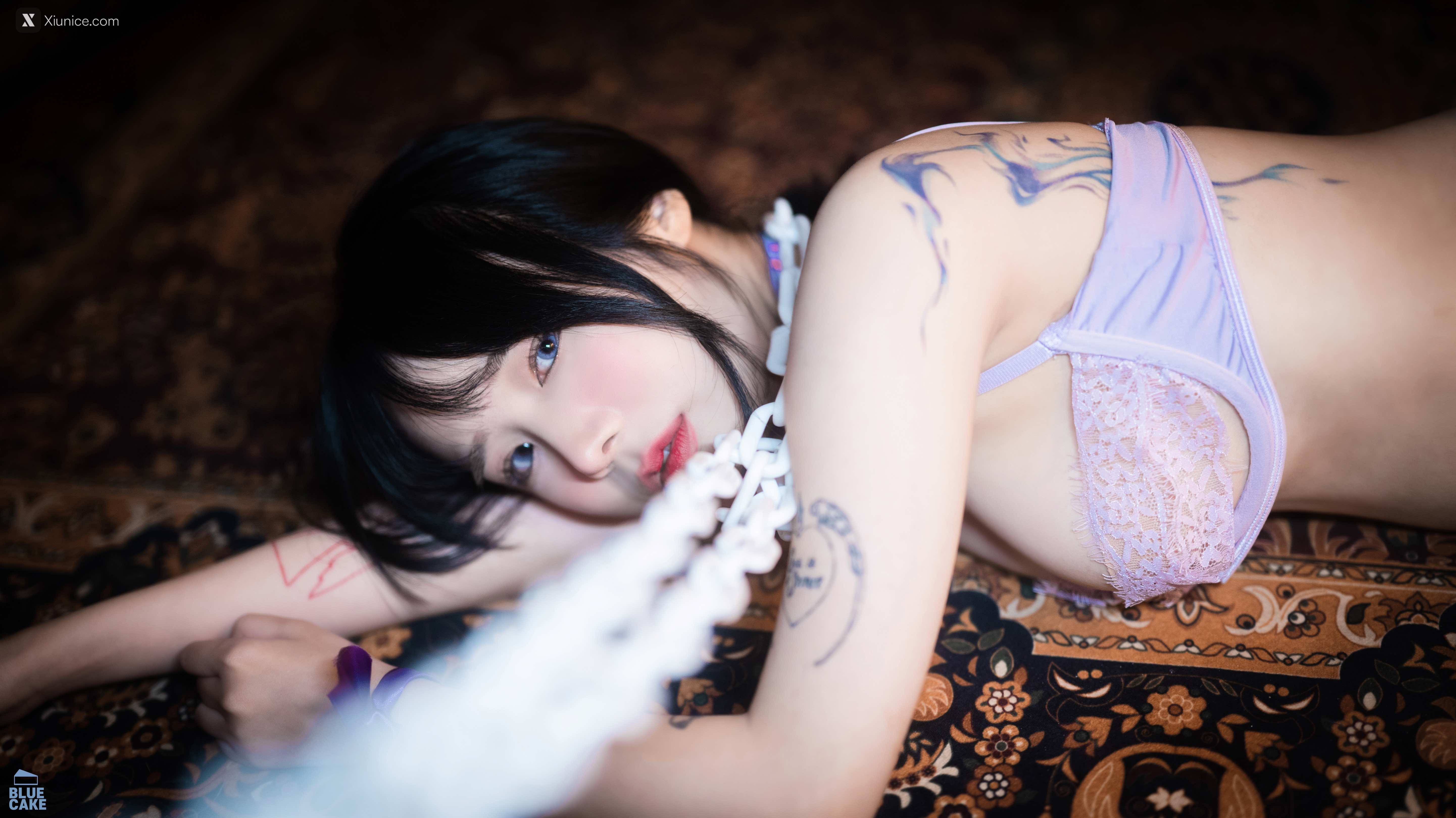 BLUECAKE Yeji (예지) – Cat Play 4K