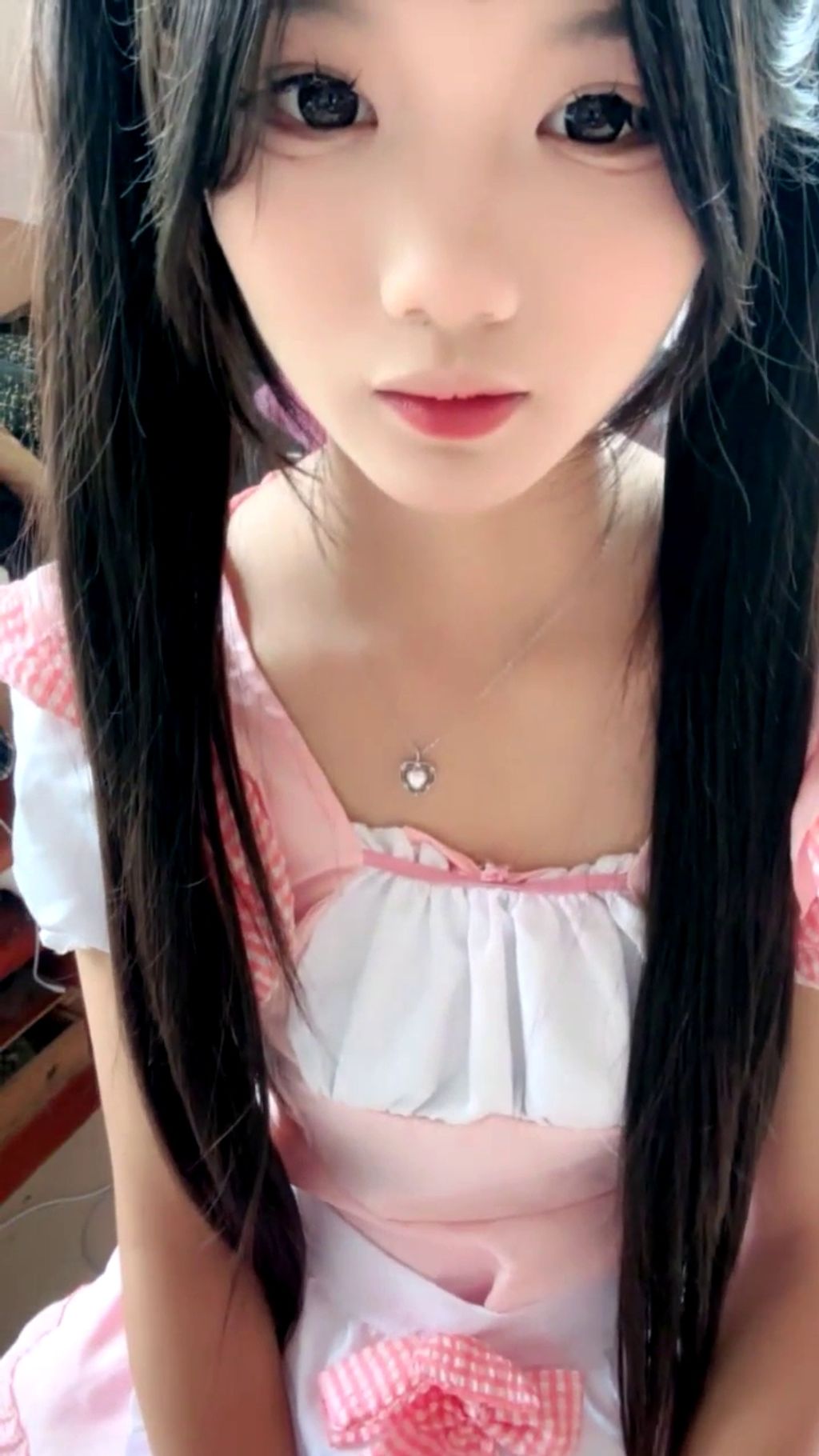 07水嫩宝宝: 绝美农村女孩 村里露出 22 07水嫩宝宝: 绝美农村女孩 村里露出