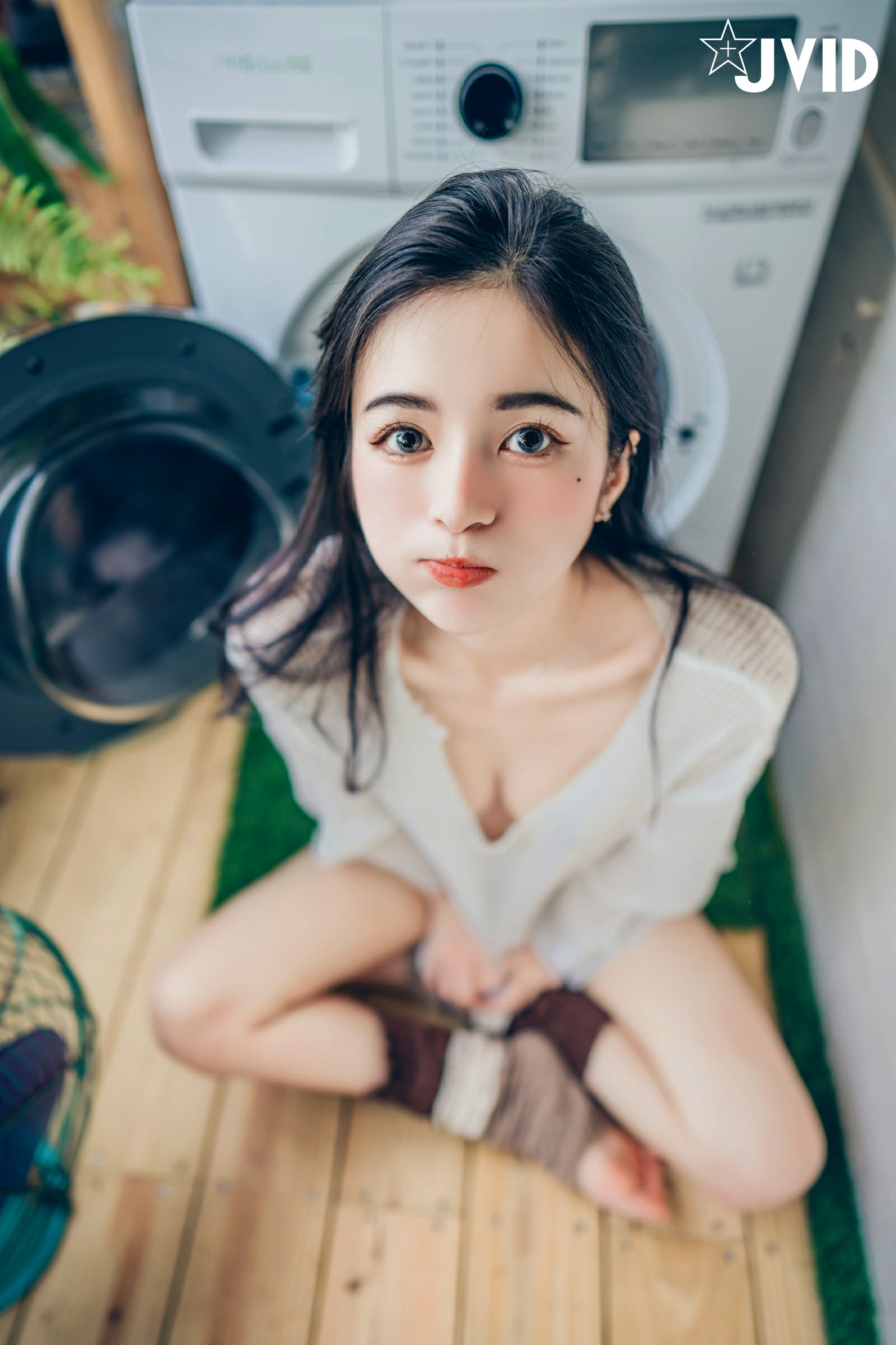 [JVID] 辰辰 – 巨乳嬌妻