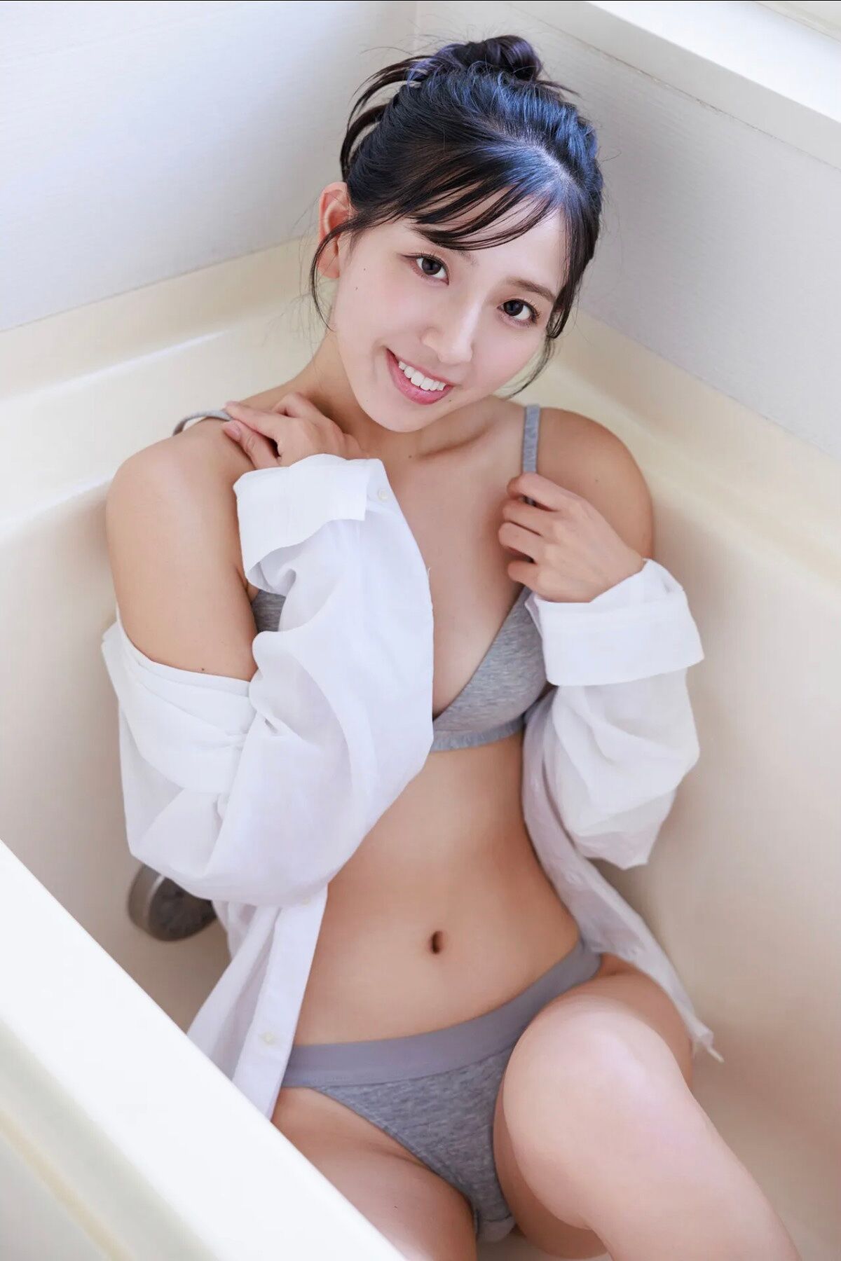Ikenaga Yuri 池永百合 - FRIDAYデジタル写真集 どえりゃあ可愛い