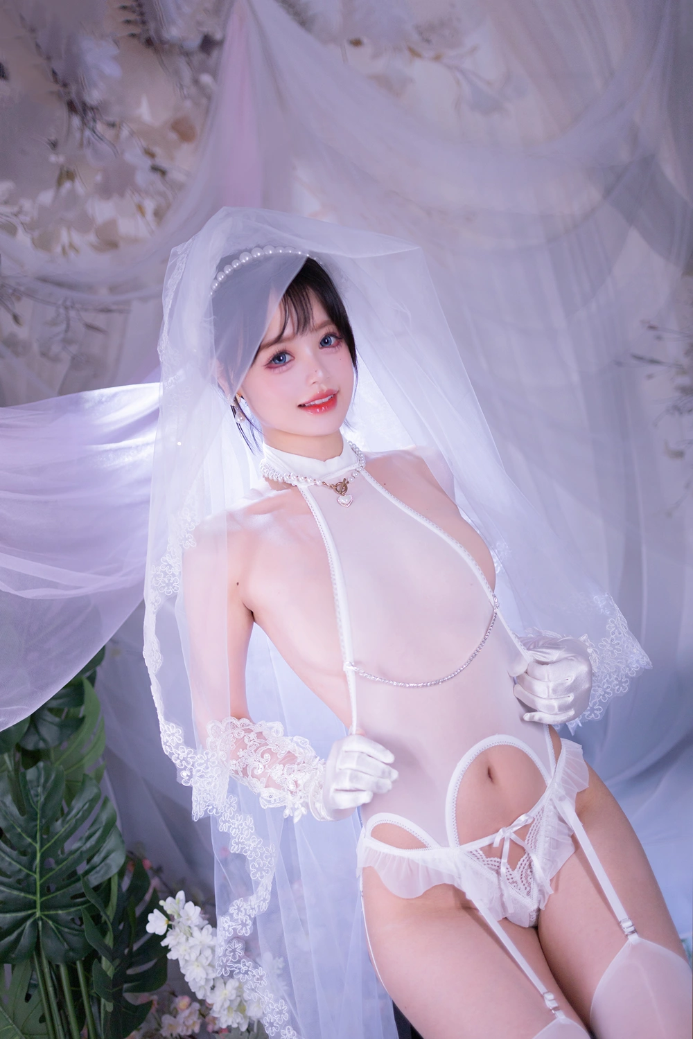 Cosplay 星黛鹿鹿 – 白丝花嫁