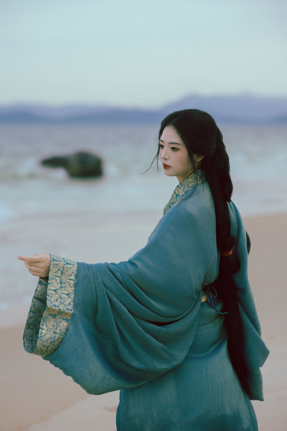 YiTuYu艺图语 Vol.10289 Qing Yi