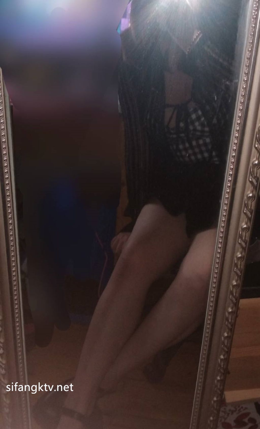 [OtherXXX] Mico板烧鸭鸭： X高价福利视频写真