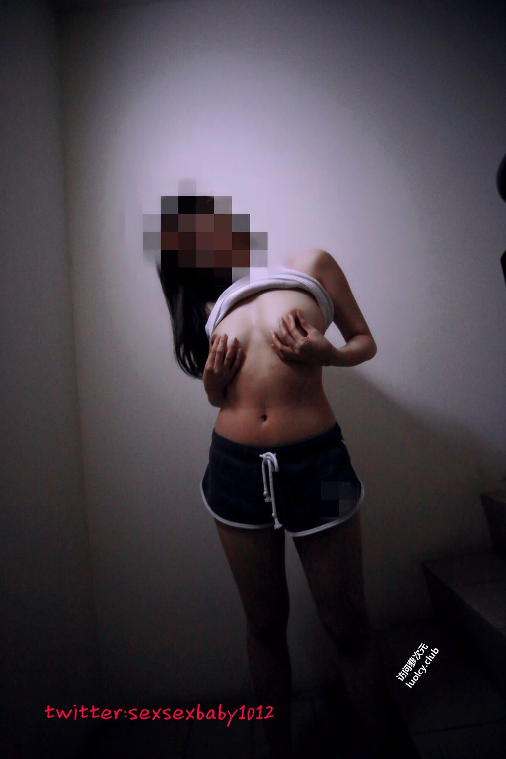 [OtherXXX] 薇安安： 极品福利姬 人前露出福利订阅