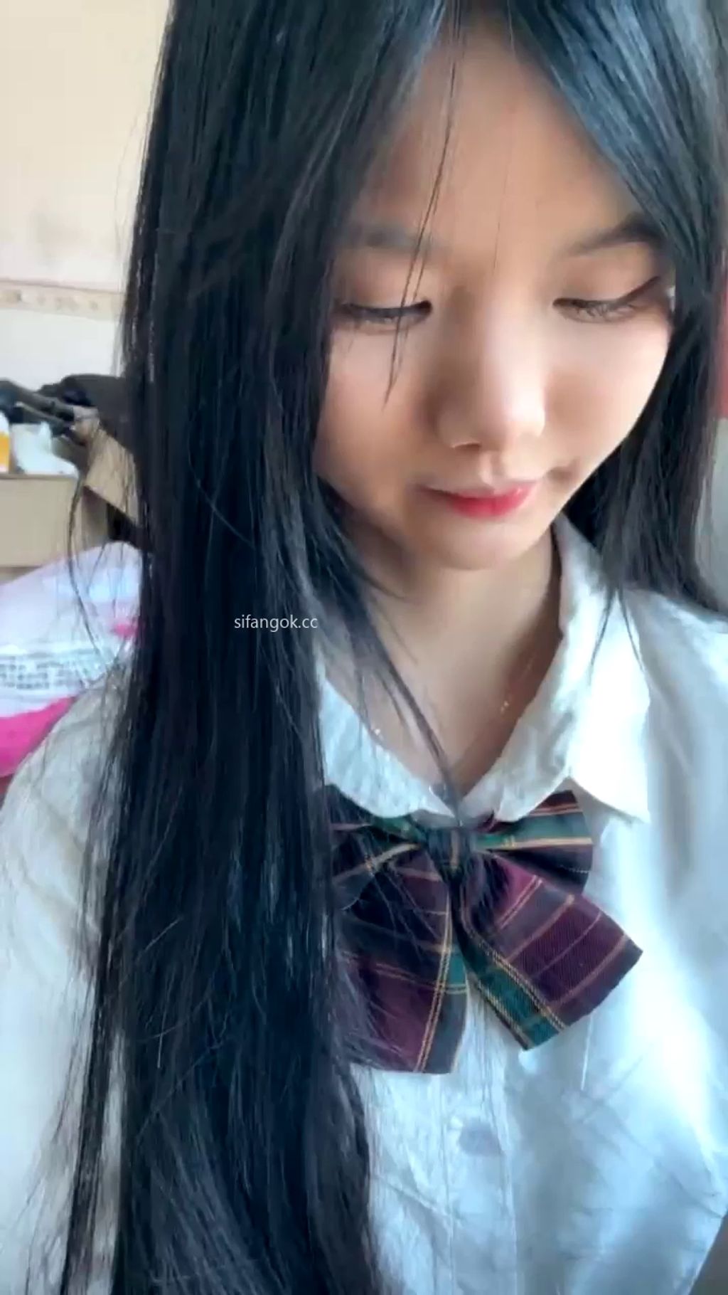 水嫩宝宝: 农村07年美少女 户外跳蛋 勾搭隔壁油腻大叔 43 水嫩宝宝: 农村07年美少女 户外跳蛋 勾搭隔壁油腻大叔
