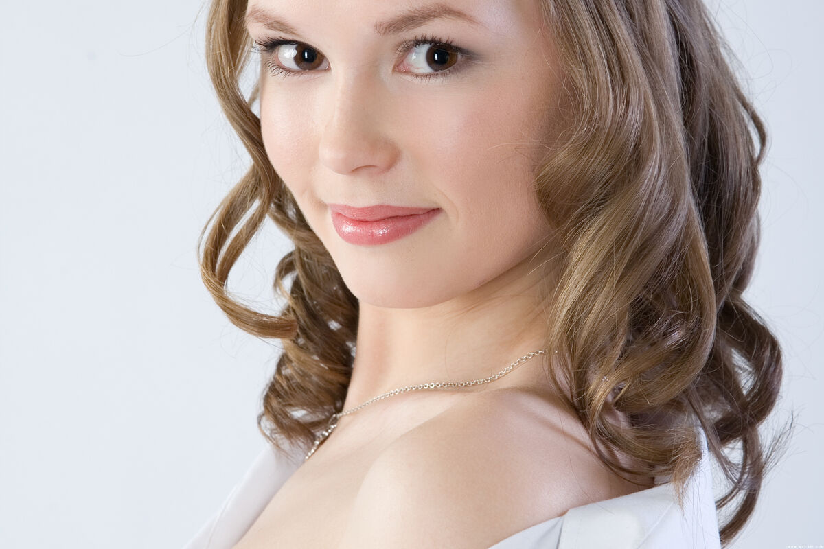 MetArt Caesaria - Presenting Part01