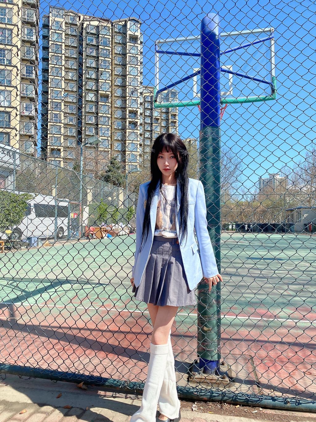 彤彤乖： 喜欢户外露出