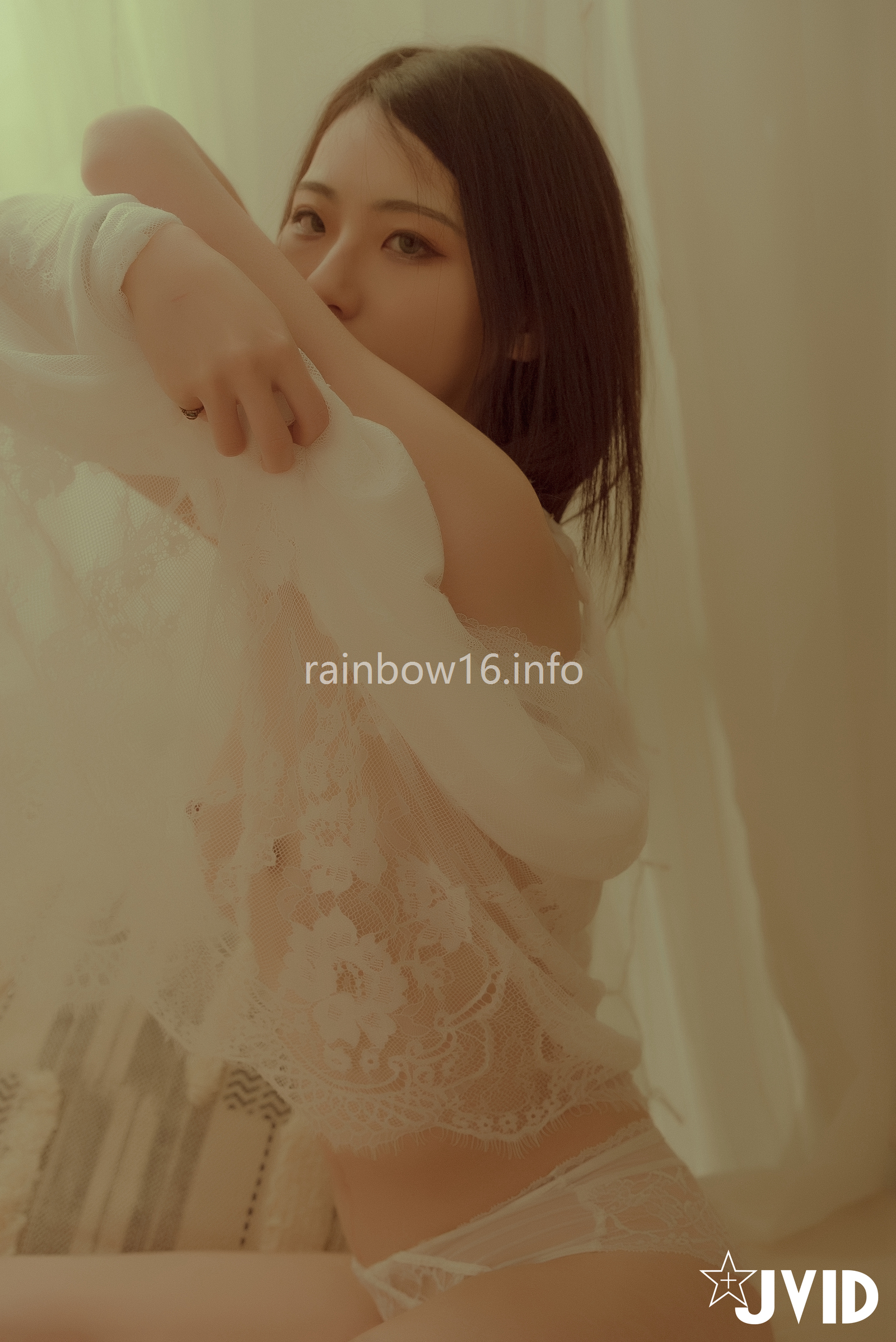[JVID] 阿黎 – 『全裸露點』最初的小美好，唯美系空靈女孩-阿瓈