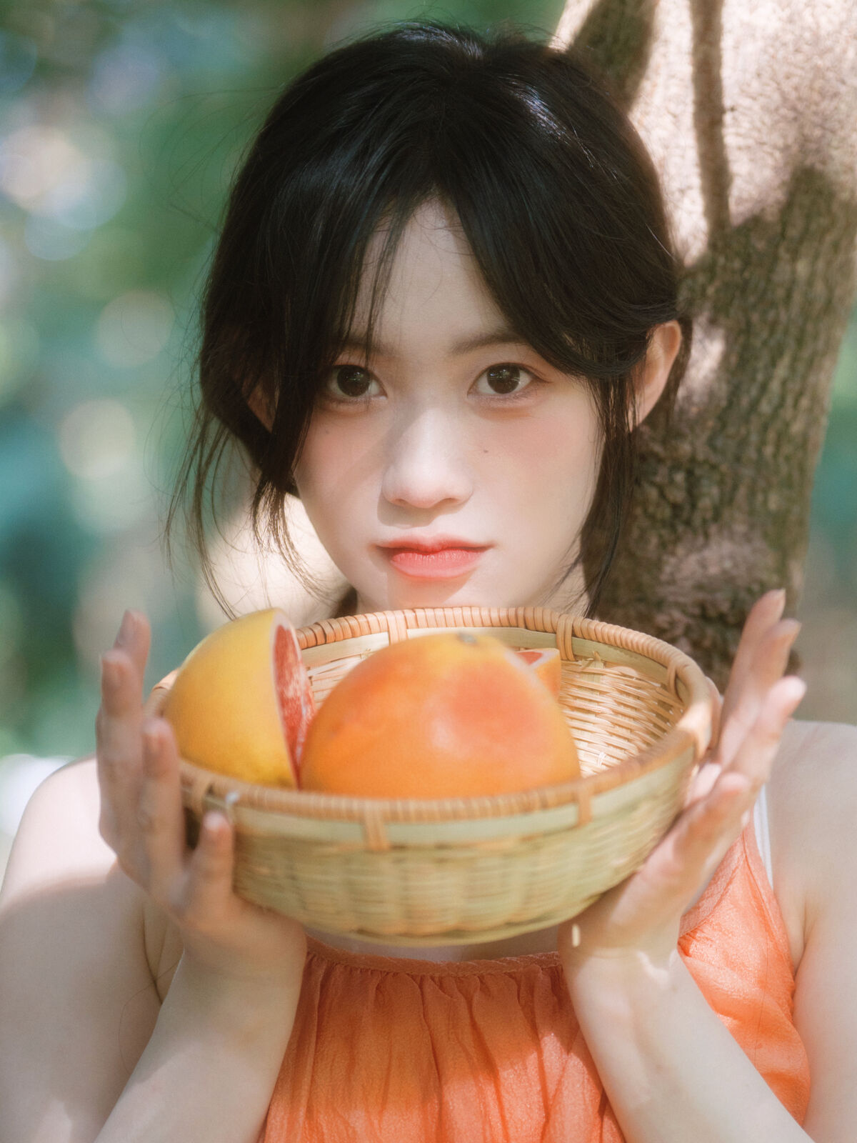 YiTuYu艺图语 Vol.10245 Kang Yu Qian Niki