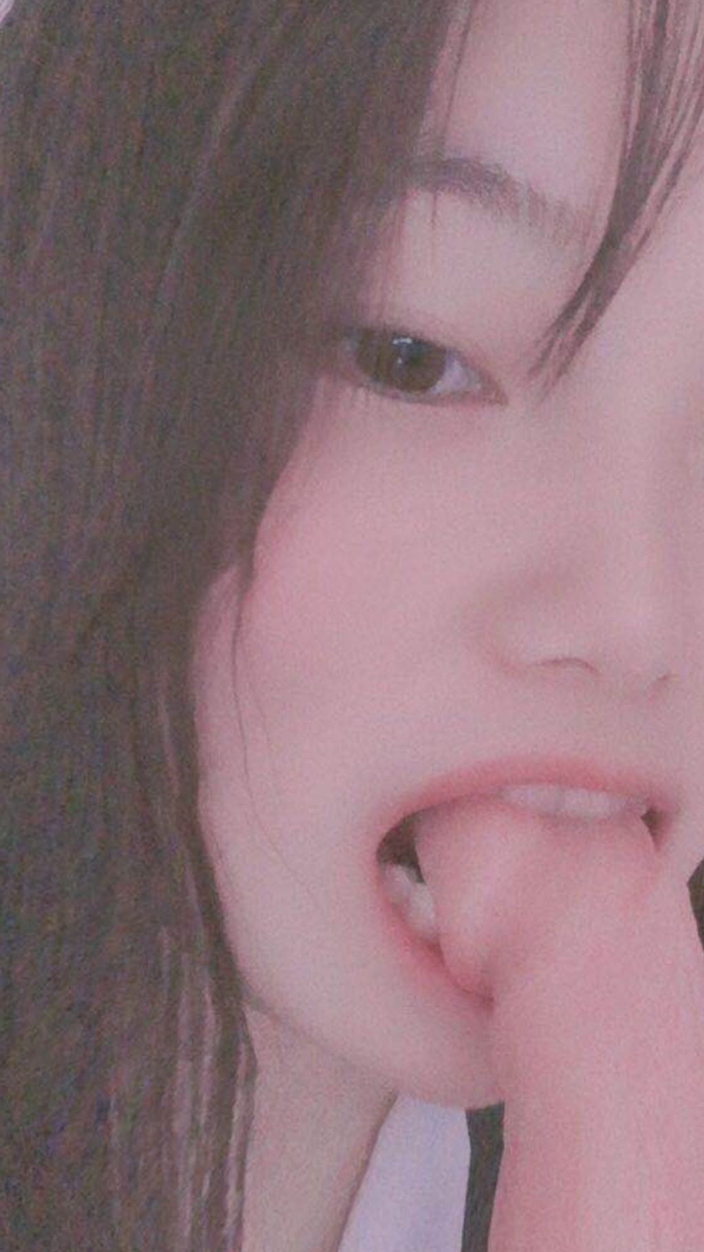 小坦克型女大学： 户外露出 漂亮学生妹私下极度反差 性瘾小母狗