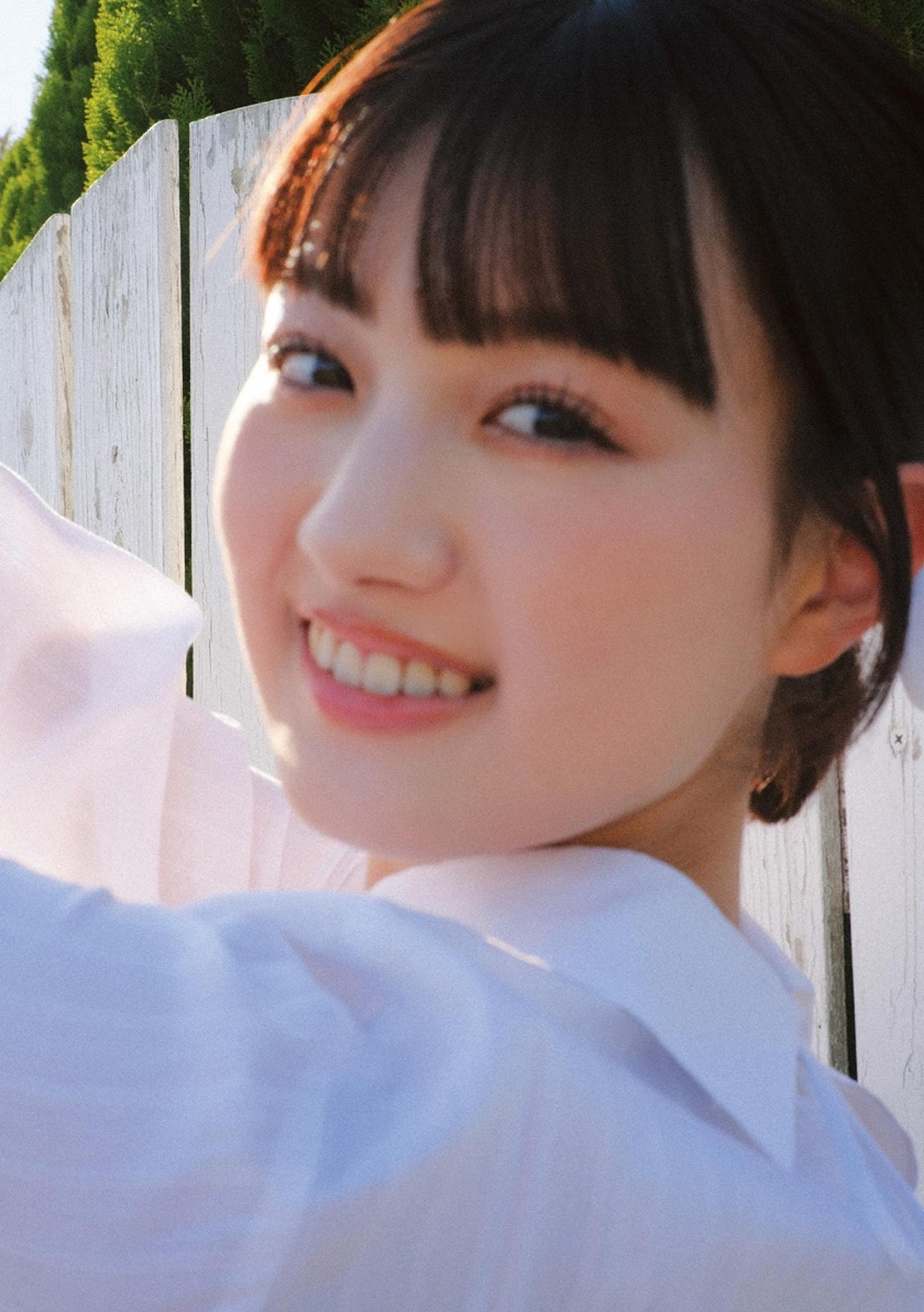 [Photobook] 鶴嶋乃愛 1stフォトエッセイ 微睡む花の様に