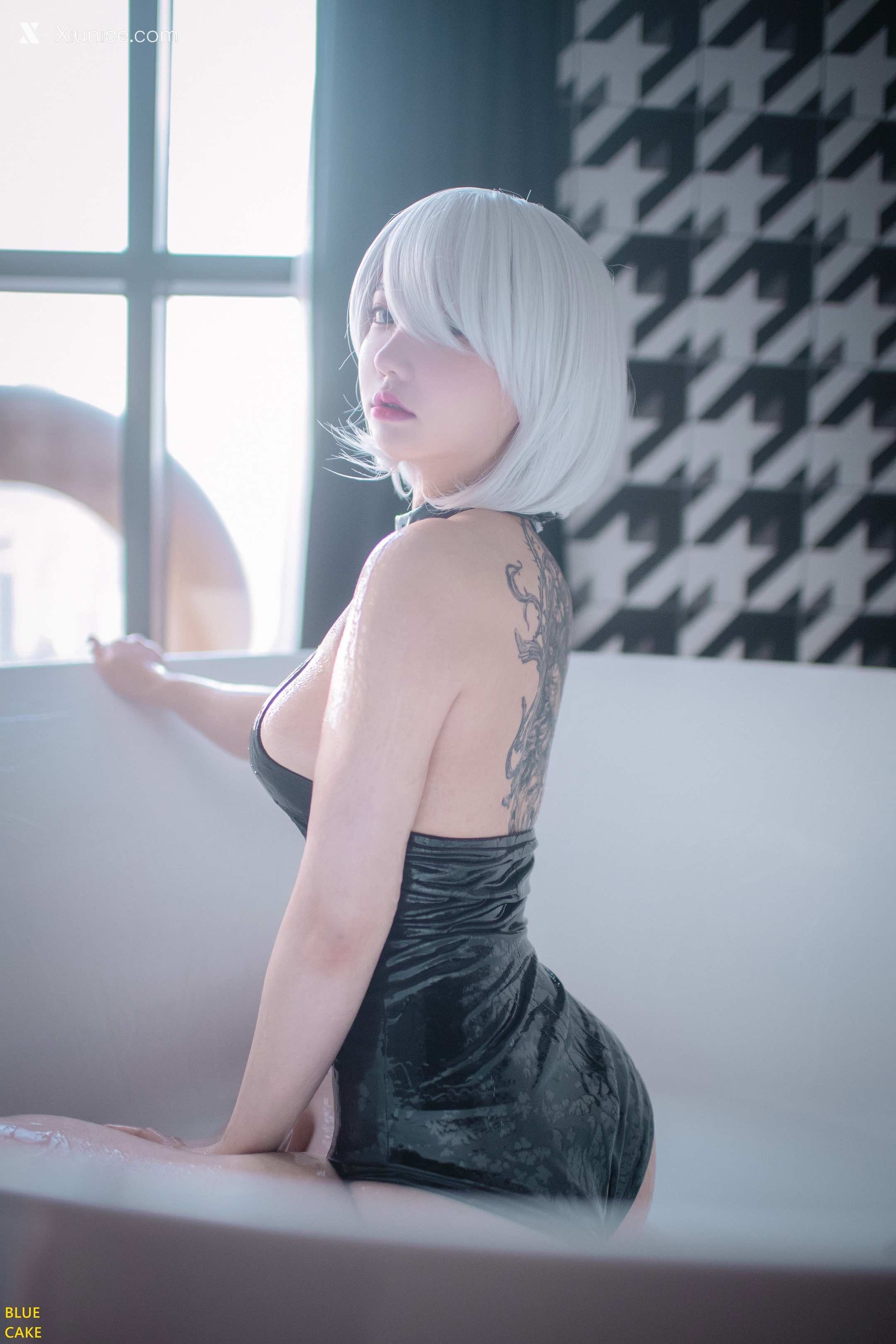 BLUECAKE Son Ye-Eun (손예은) 2B RED (+RED.Ver) 4K