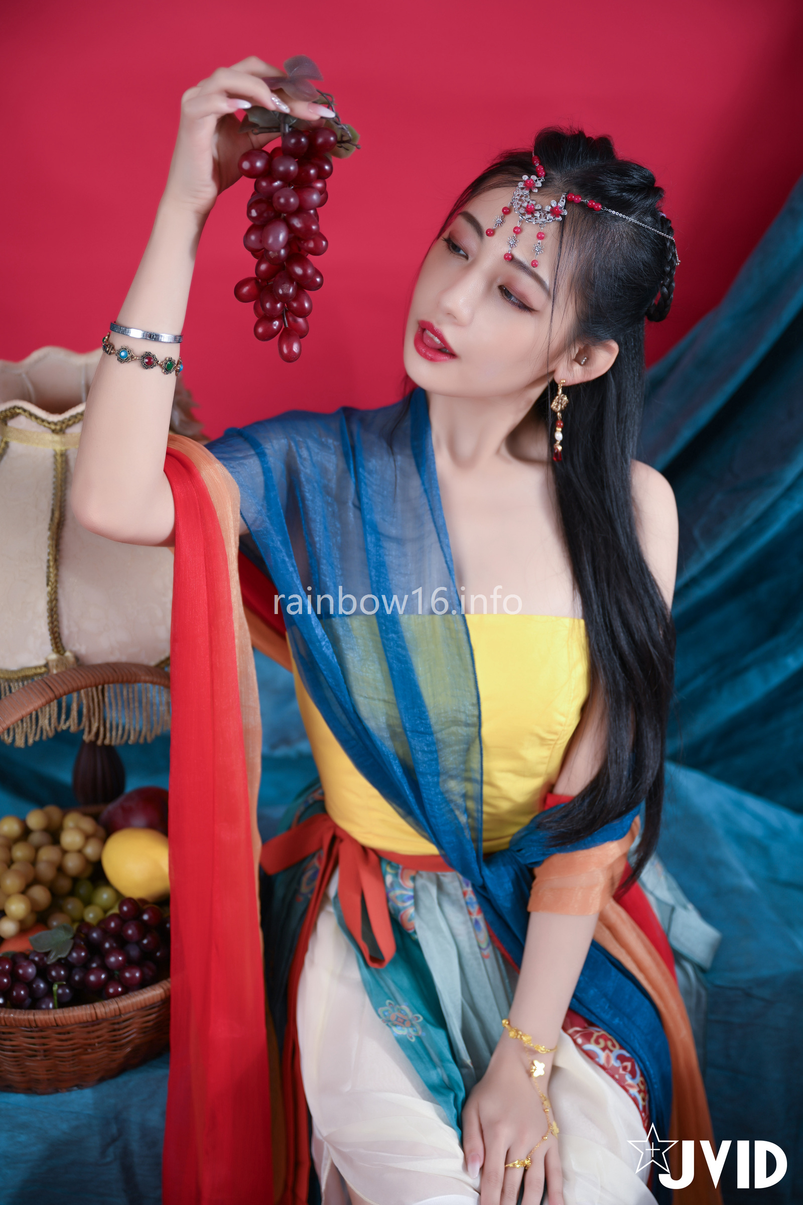 [JVID] 夏暮光 – 女神暮光敦煌風格造型服飾首度嘗試,飛越天際穿梭時空與你來場空前未有的愛戀滋味～