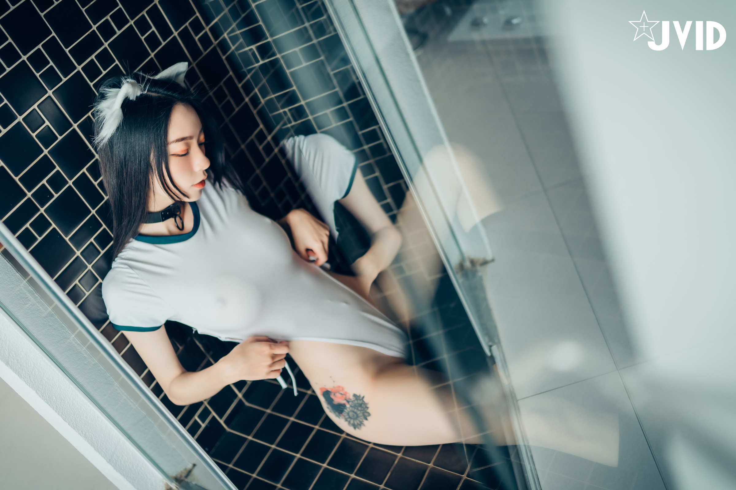 [JVID] 飘飘 – 猫娘女友-全真空死库水女仆-足控-激凸透点