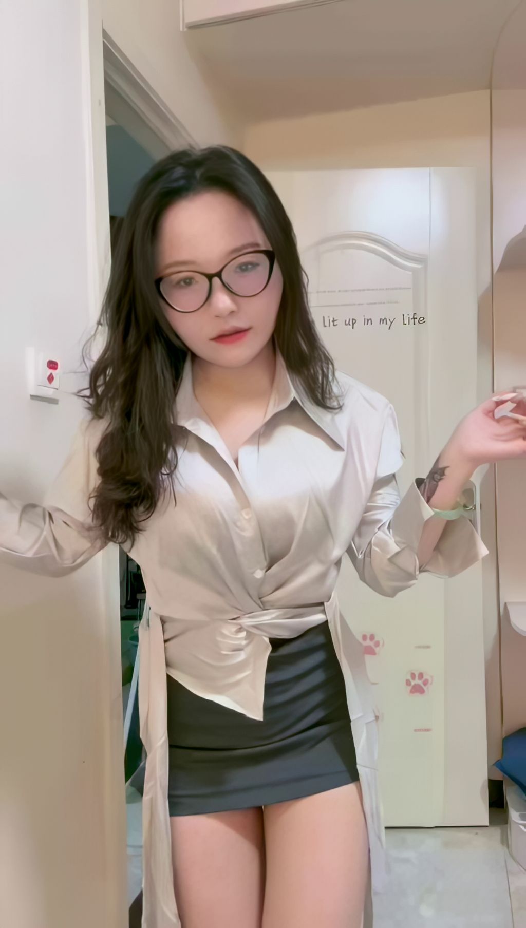 周周乖崽： 可爱小姐姐 私人定制巨乳露脸炮机秀 #02