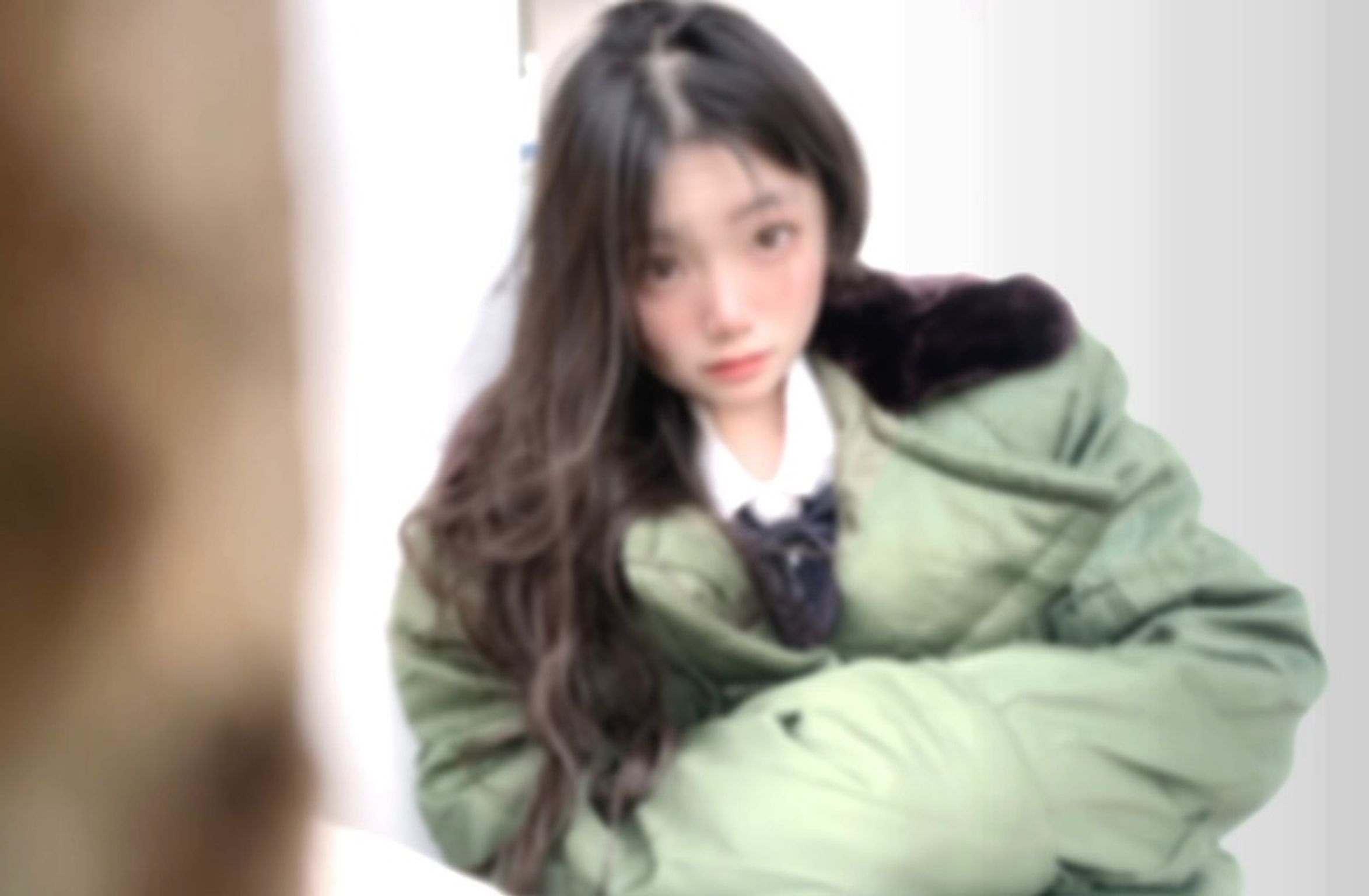 小坦克型女大学： 户外露出 漂亮学生妹私下极度反差 性瘾小母狗