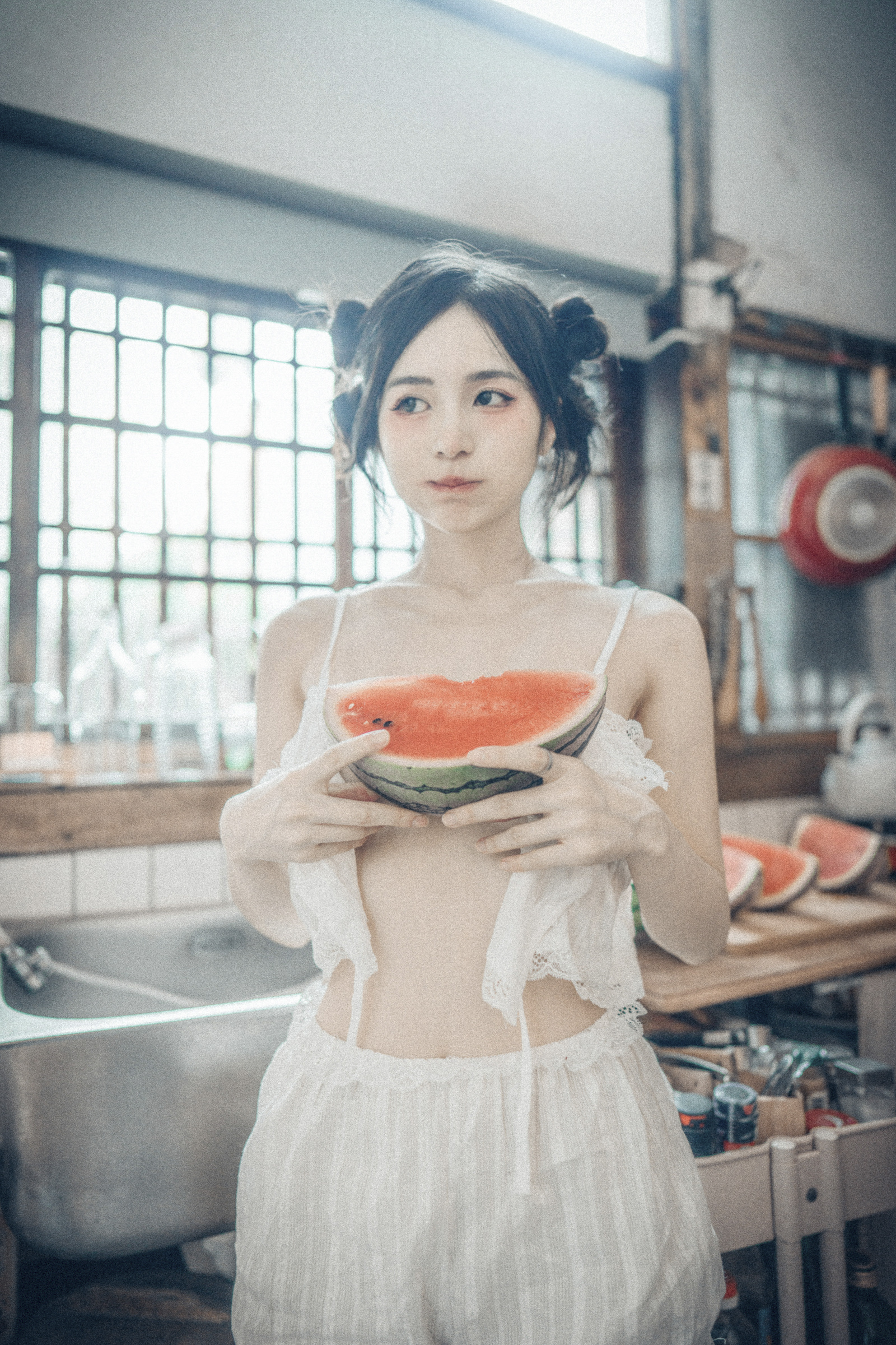 [JVID] 辰辰 – 生日最大尺度呈现-实体写真电子版
