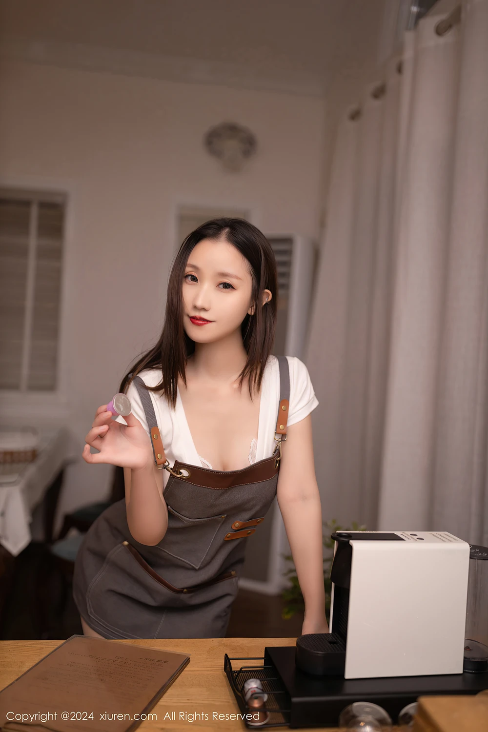XiuRen秀人网 No.9335 杏子Yada