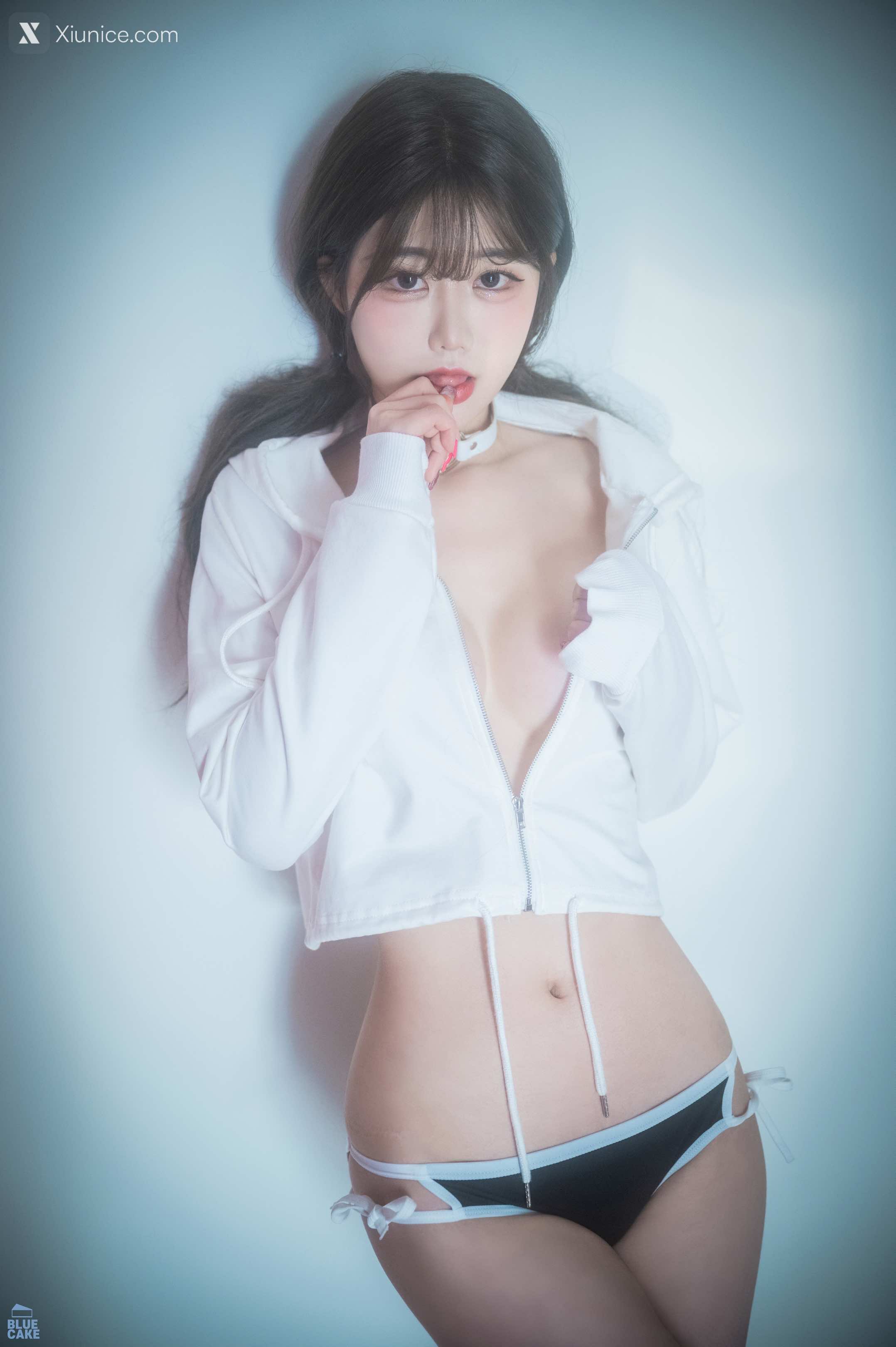 BLUECAKE Jung Eun – Dazzling No.1 4K