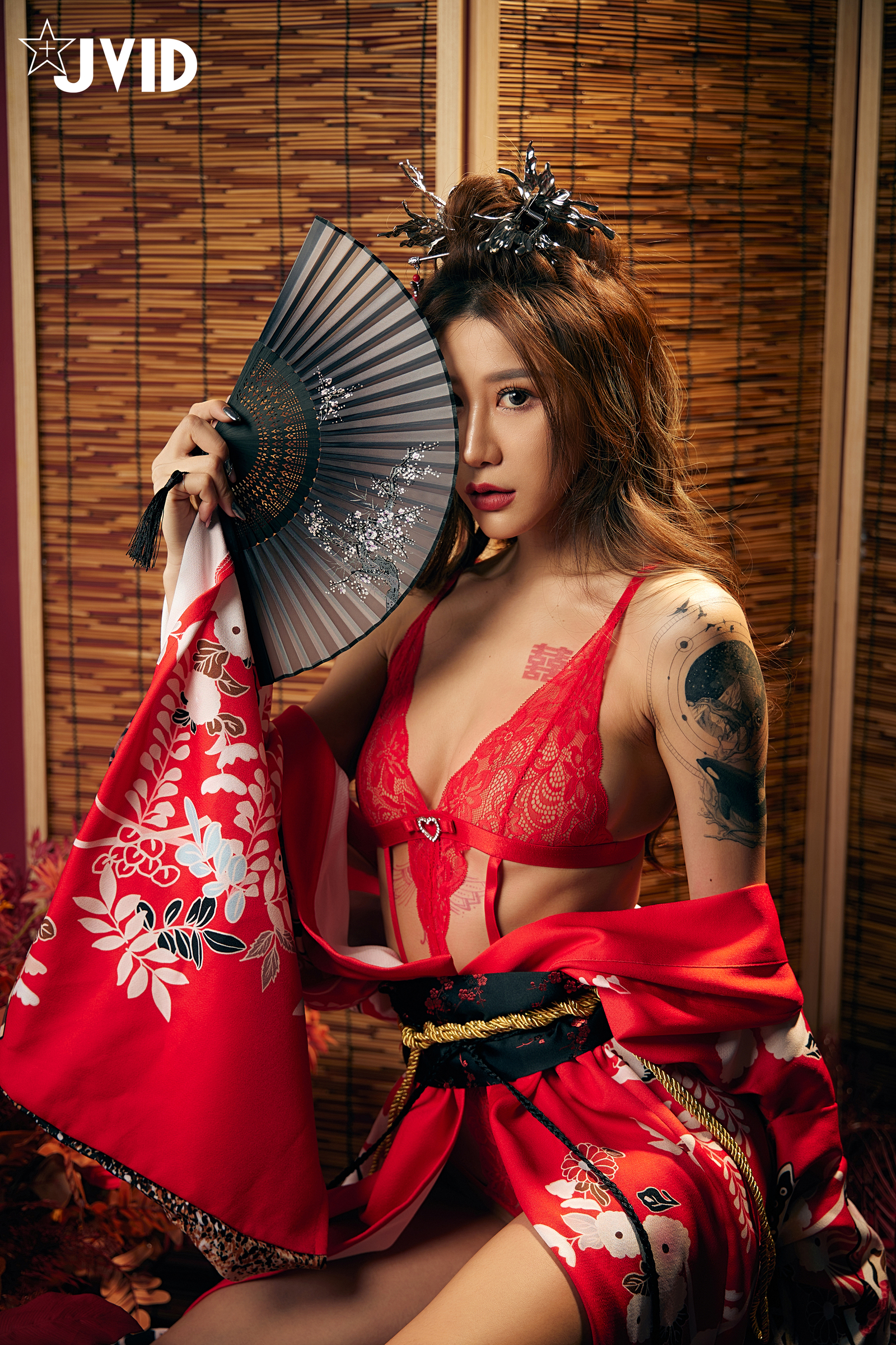 [JVID] Lara 雙囍 – 聖上寵幸首選～傾國傾城囍媚娘 婀娜多姿 酥胸外露