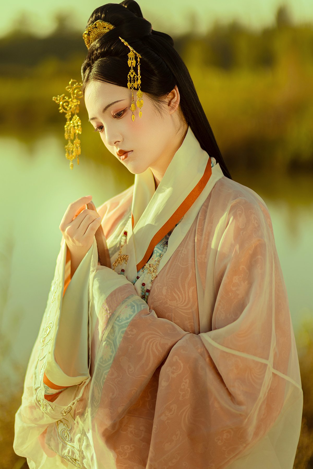 YiTuYu艺图语 Vol.10569 Yi Ming