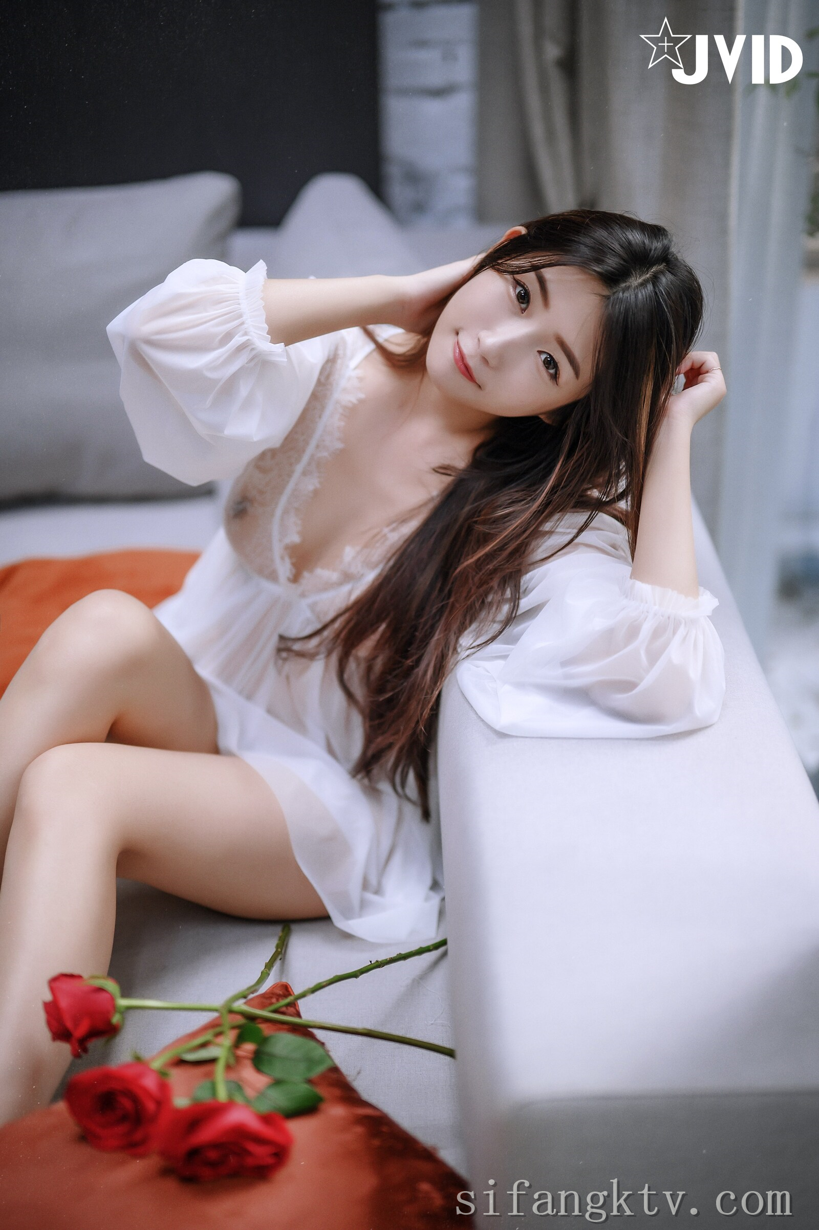 [JVID] 肉包Mini – 用玫瑰成功征服可爱肉包的肉体-热爱