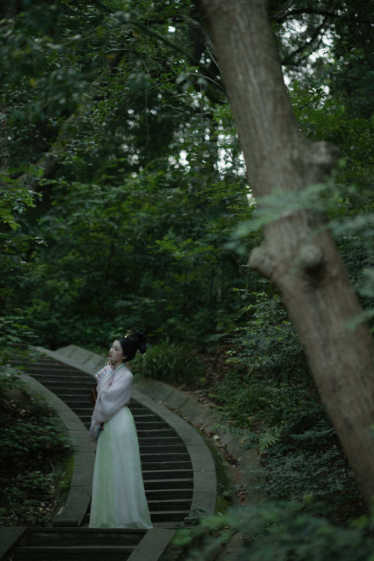 YiTuYu艺图语 Vol.10483 Qi E Rong Rong
