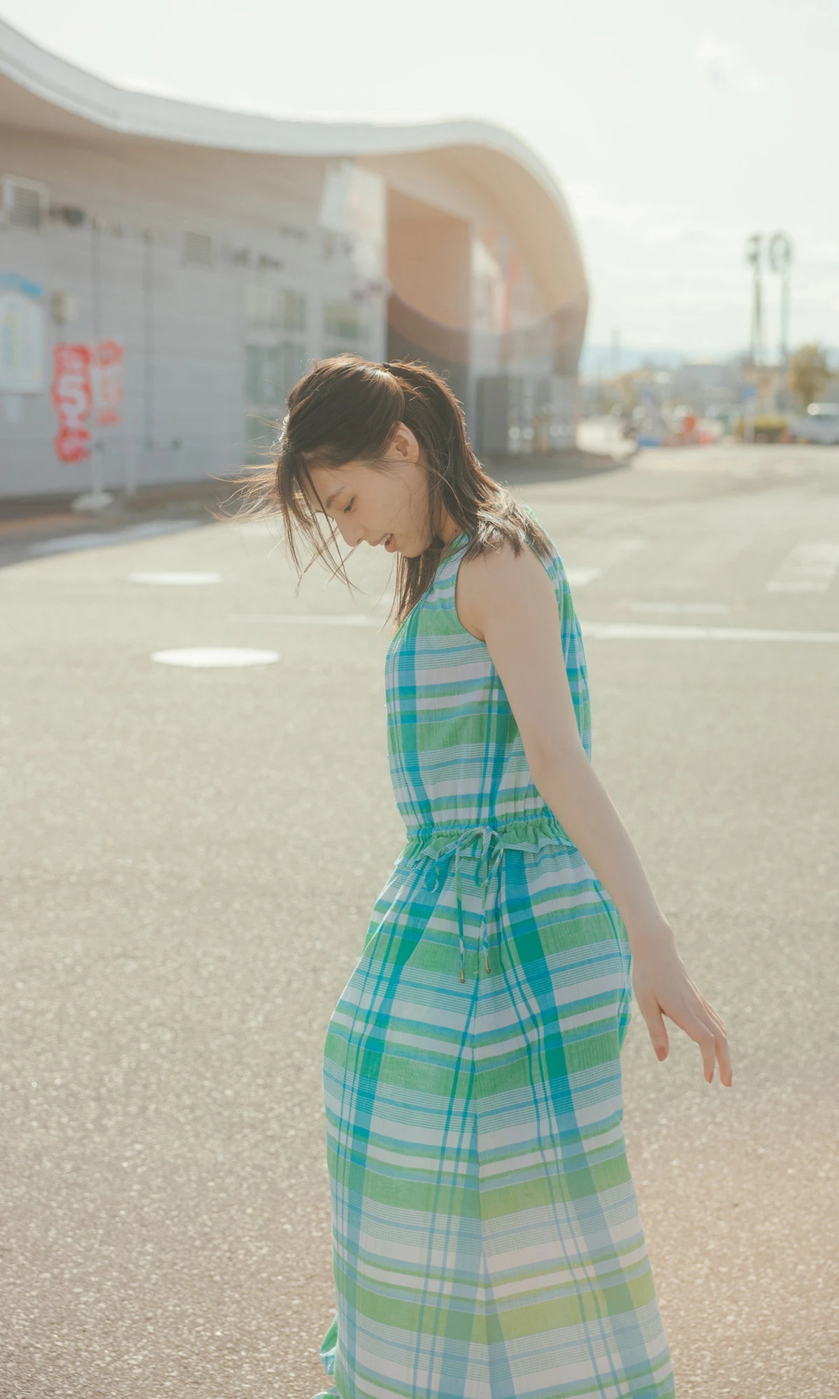 Iori Sagara 相楽伊織, 写真集 「more and more」