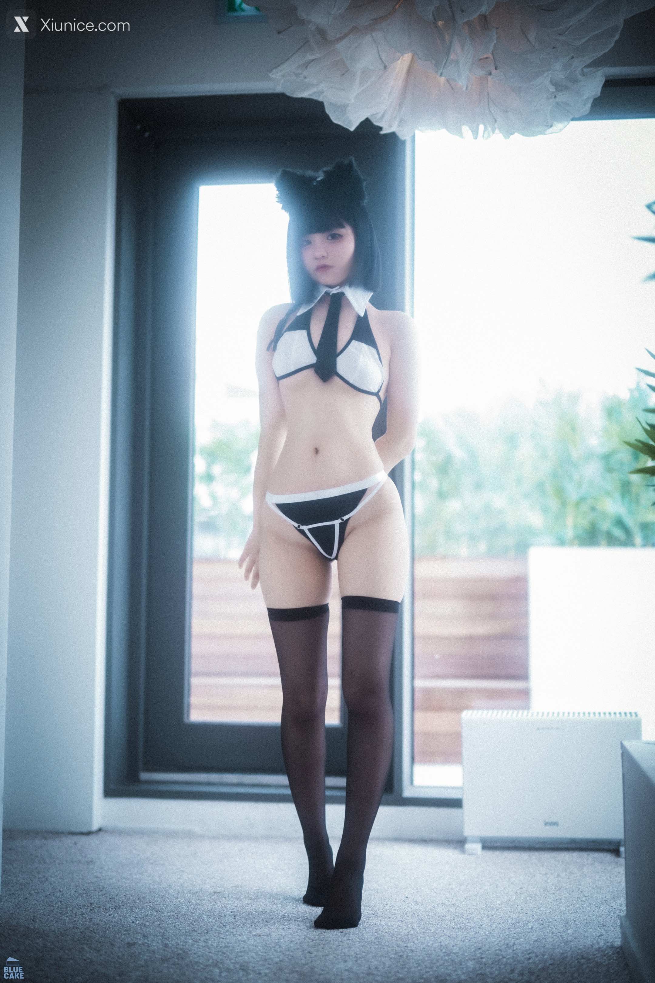 BLUECAKE Jeong Jenny (정제니) – Meow 4K