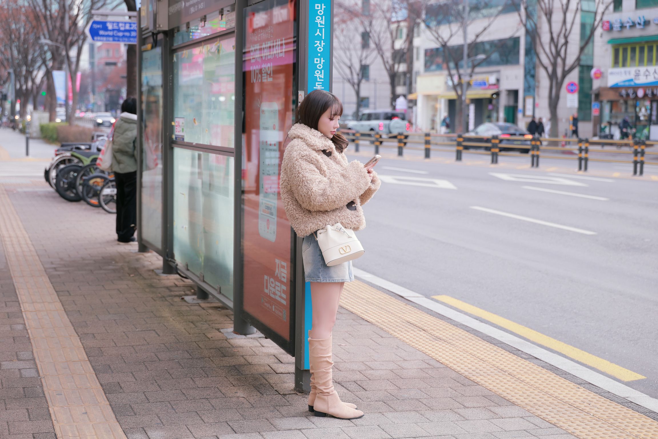 Son Ye-Eun (손예은): 2025 X-Mas Offline 82 Son Ye-Eun (손예은): 2025 X-Mas Offline
