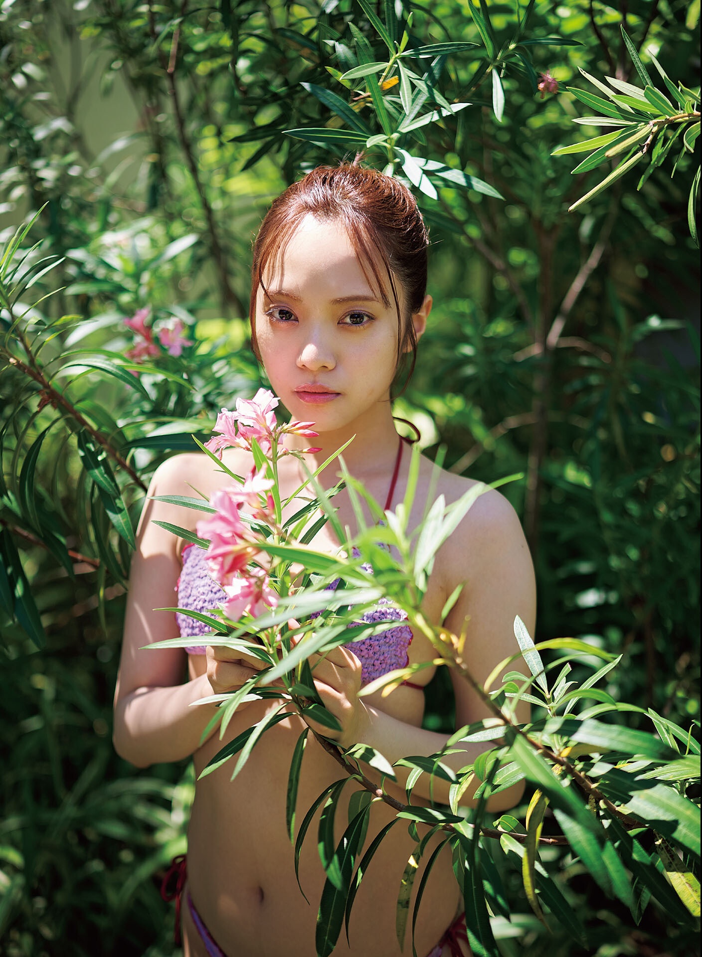 [Photobook] 宮田愛萌 Lilas【DMM限定アザーカット付き版】