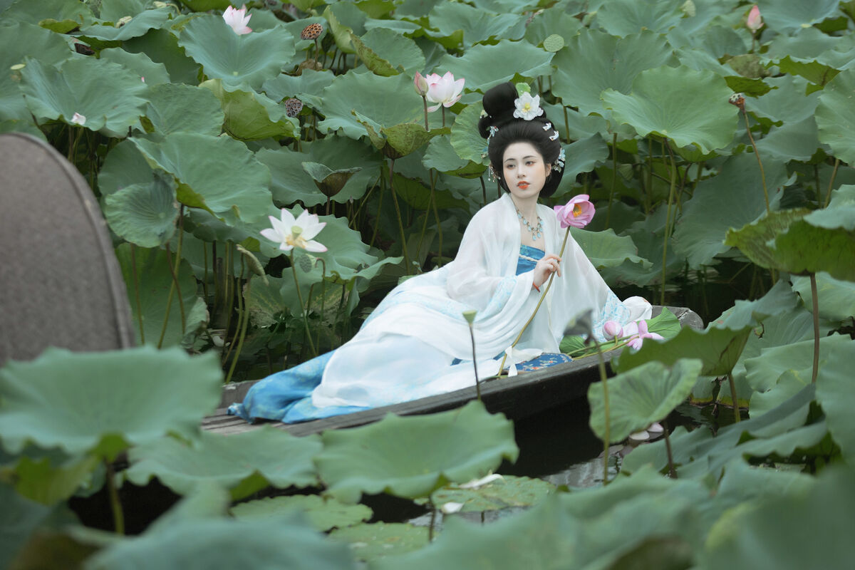 YiTuYu艺图语 Vol.10268 Mao Jiang