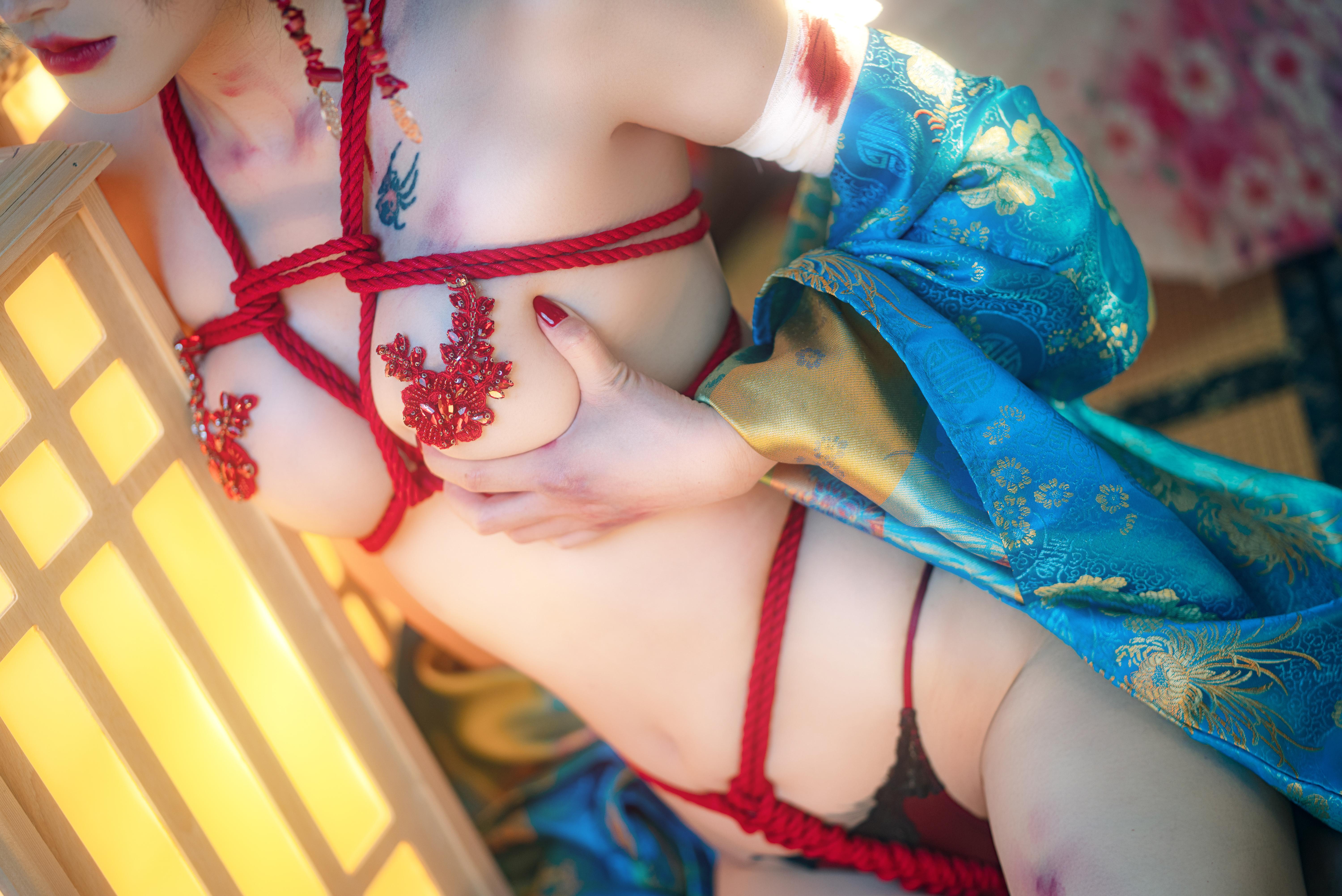 Coser@鹿八岁 – 花魁の末路