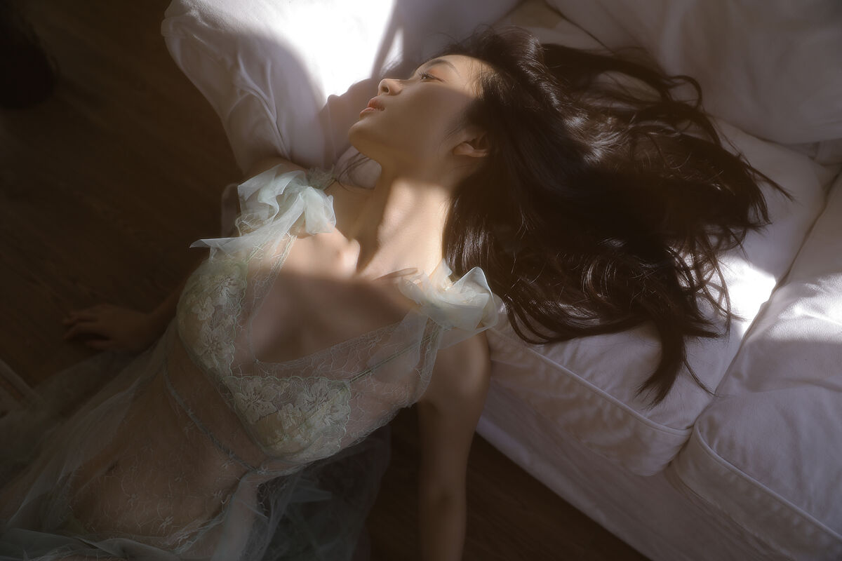 YiTuYu艺图语 Vol.10491 Liu Liu