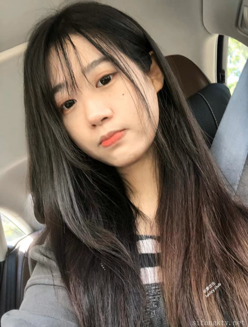 [OtherXXX] Callu3uuu妹： 鲜嫩顶级白虎萝莉
