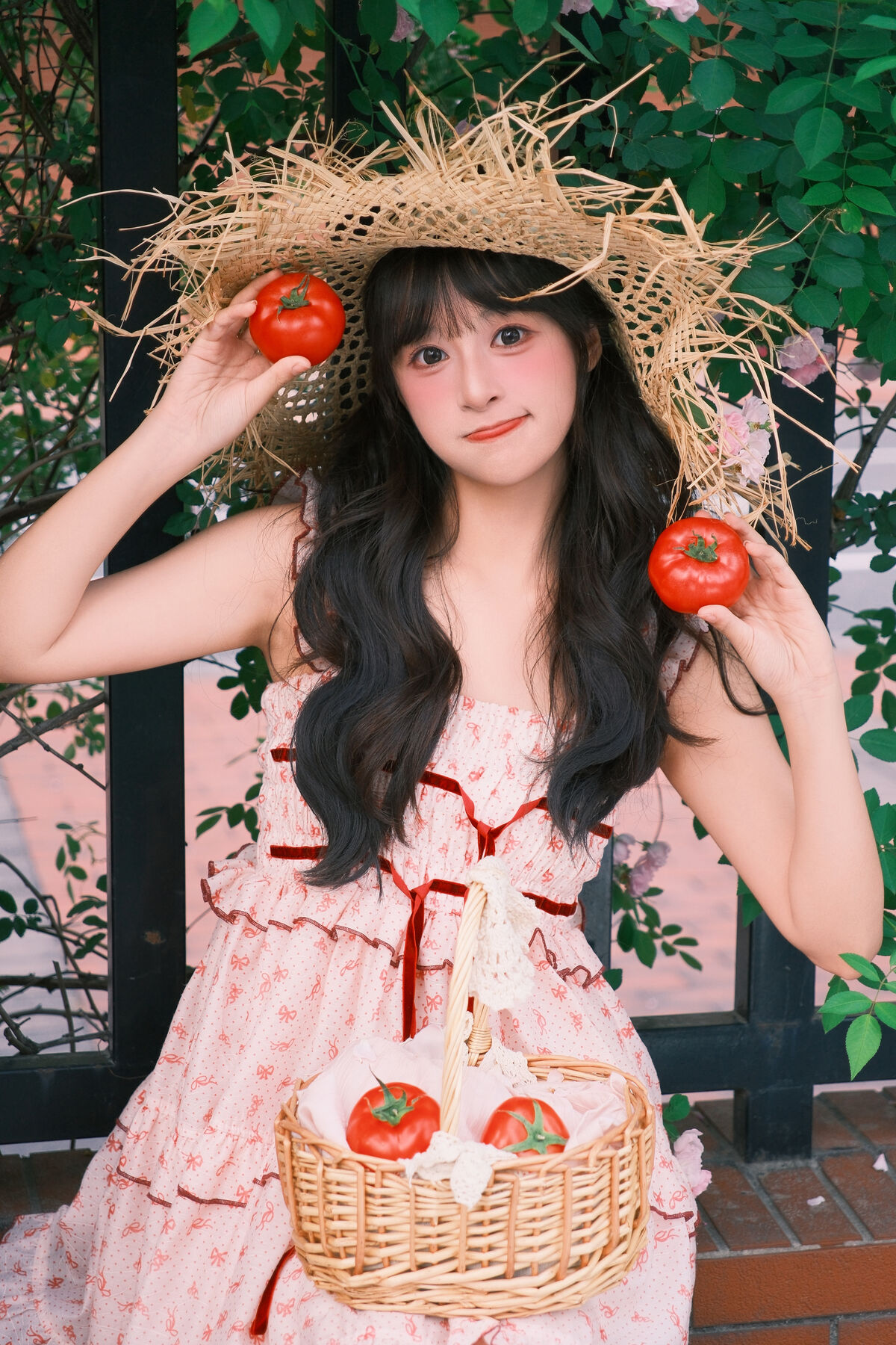 YiTuYu艺图语 Vol.10263 Xia Yu Xiao Nian