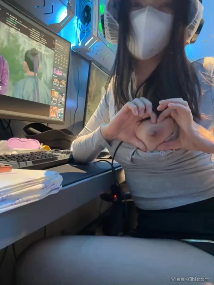 Lucky-cat88： 露出小美女 挑战公共场合露出 高尔夫球场 网吧 出租车 #04