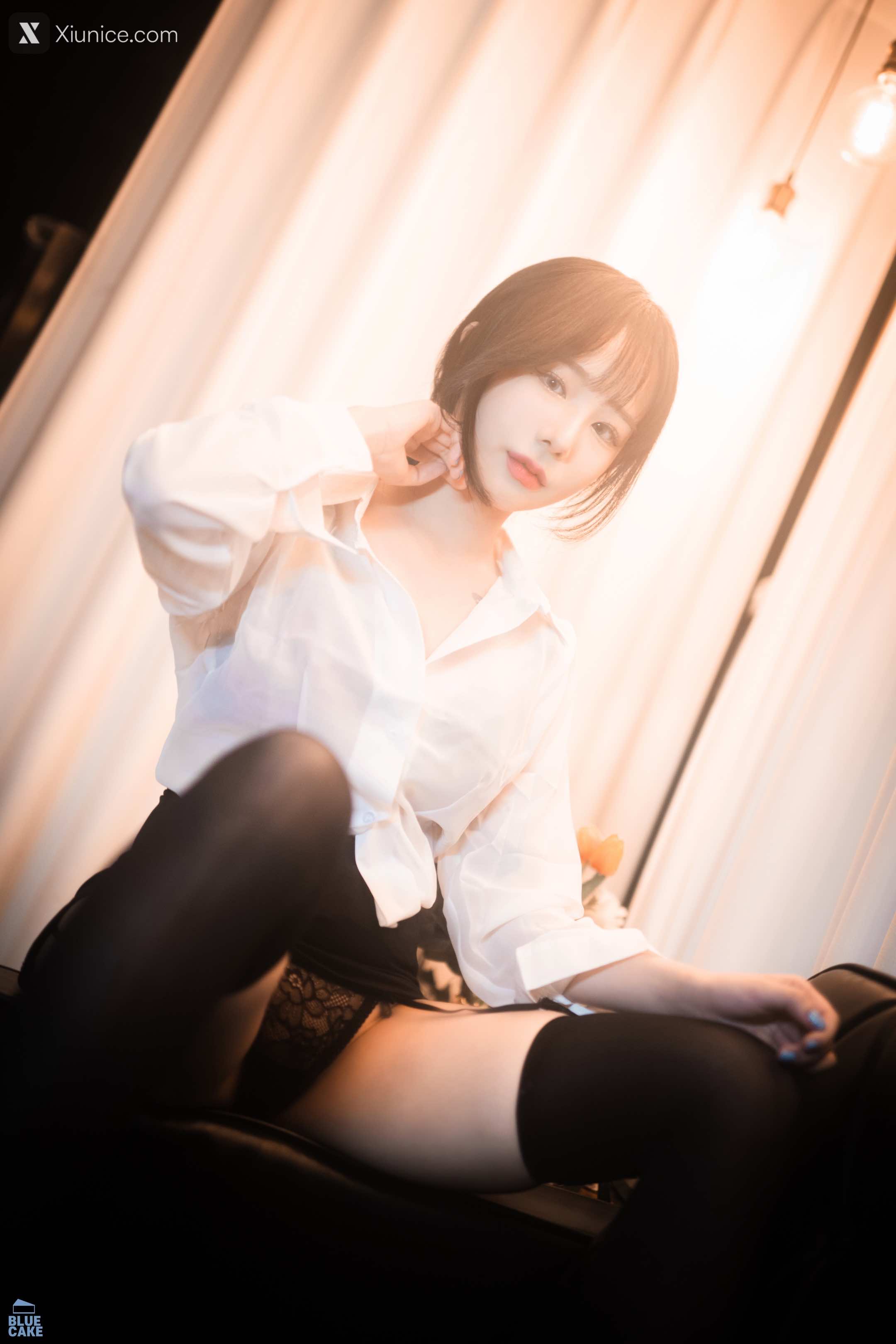 BLUECAKE Yeji (예지) – Cat Play 4K