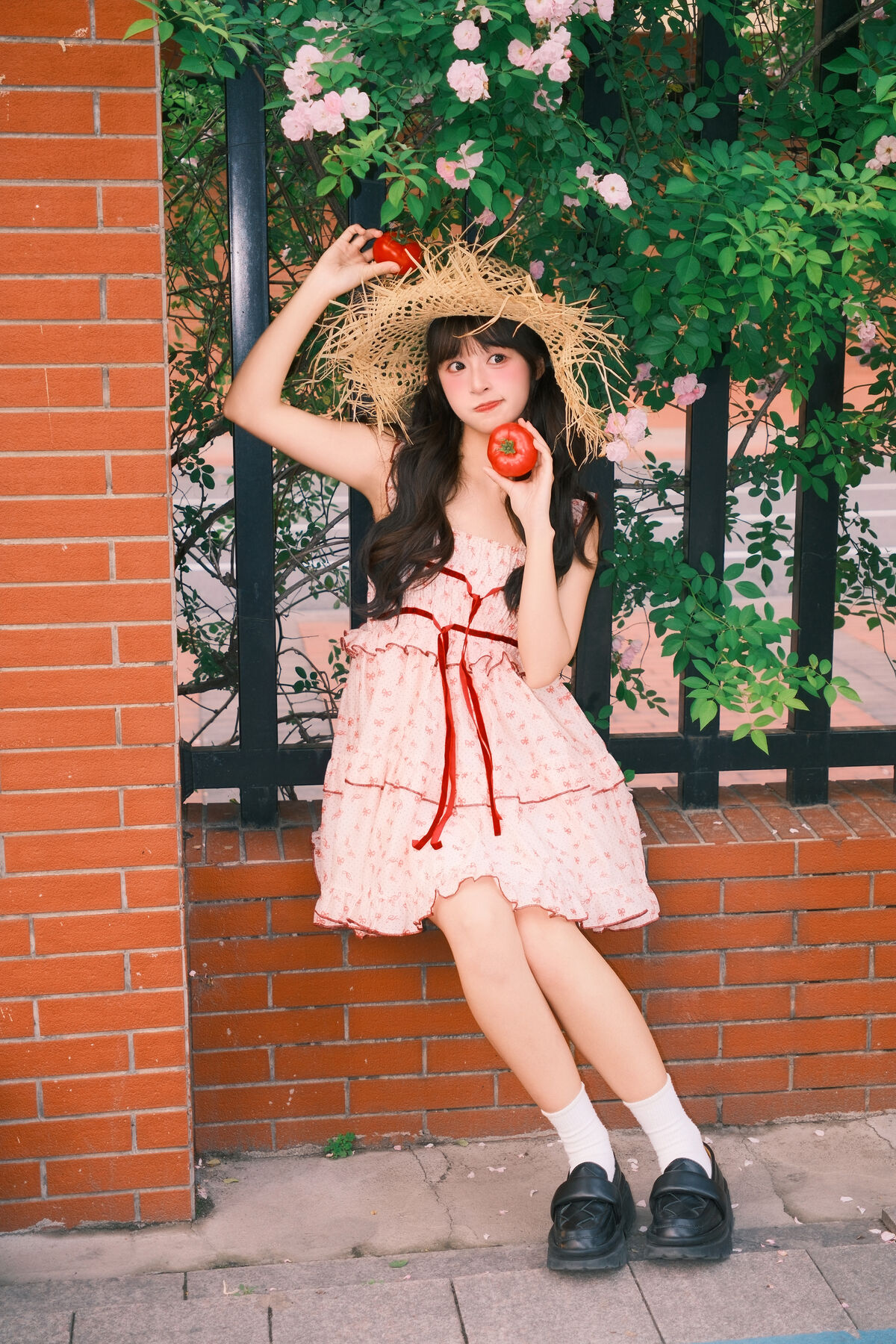 YiTuYu艺图语 Vol.10263 Xia Yu Xiao Nian
