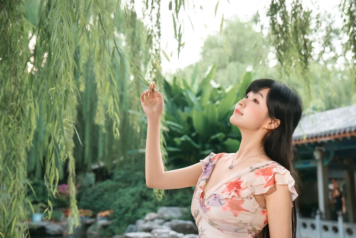 YiTuYu艺图语 Vol.10422 Yi Ming