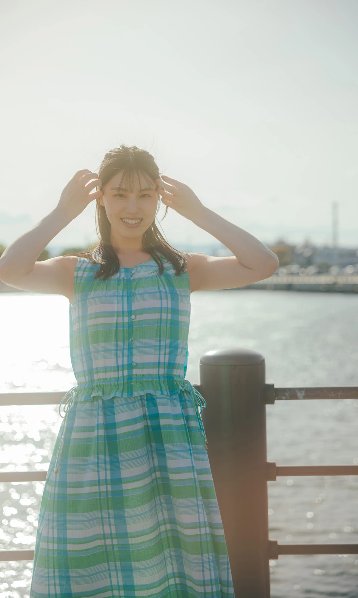 Iori Sagara 相楽伊織, 写真集 「more and more」