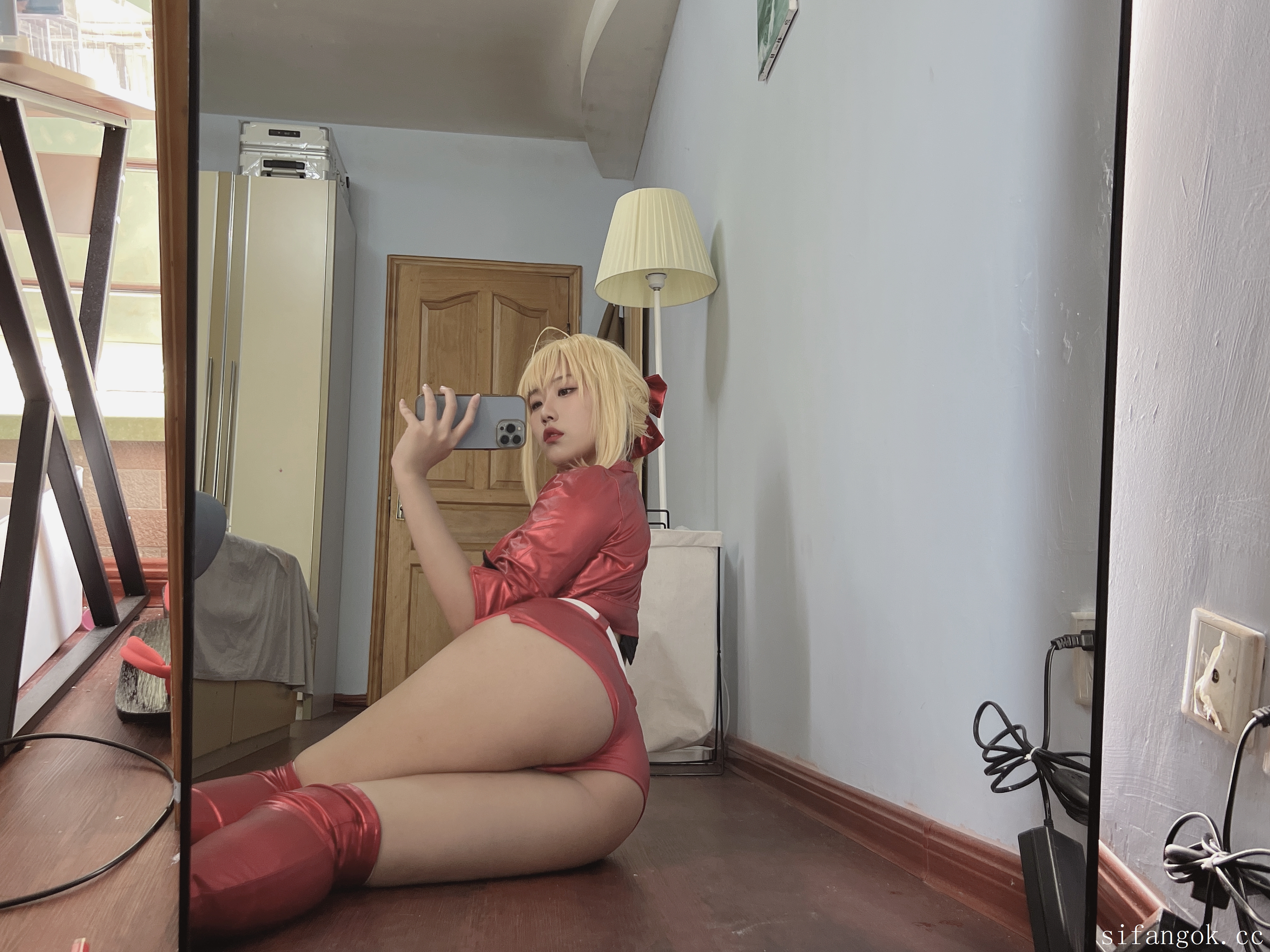 [Cosplay] 以理服人藜藜子 - 莫德雷德