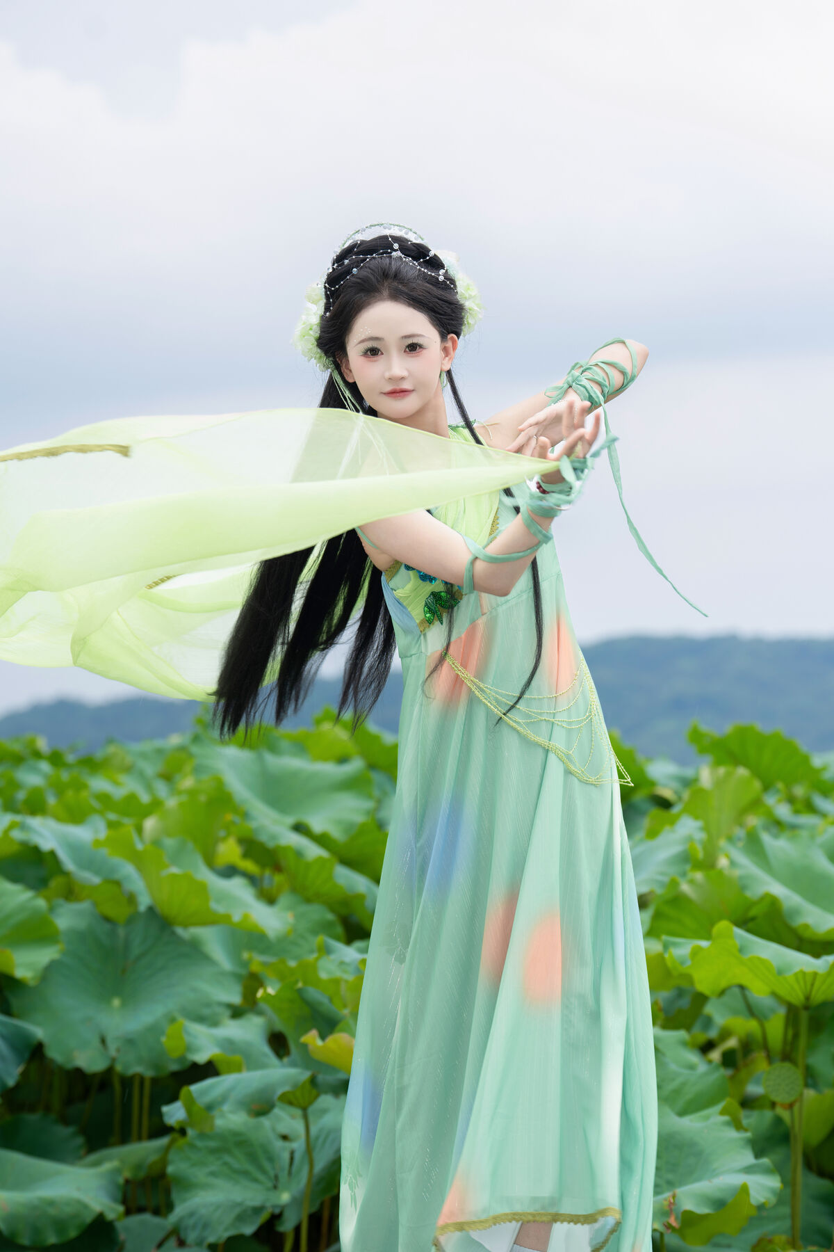 YiTuYu艺图语 Vol.10362 Jiao Yi Zhi Sui Sui