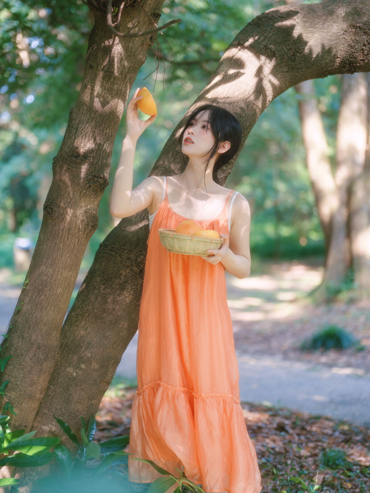 YiTuYu艺图语 Vol.10245 Kang Yu Qian Niki