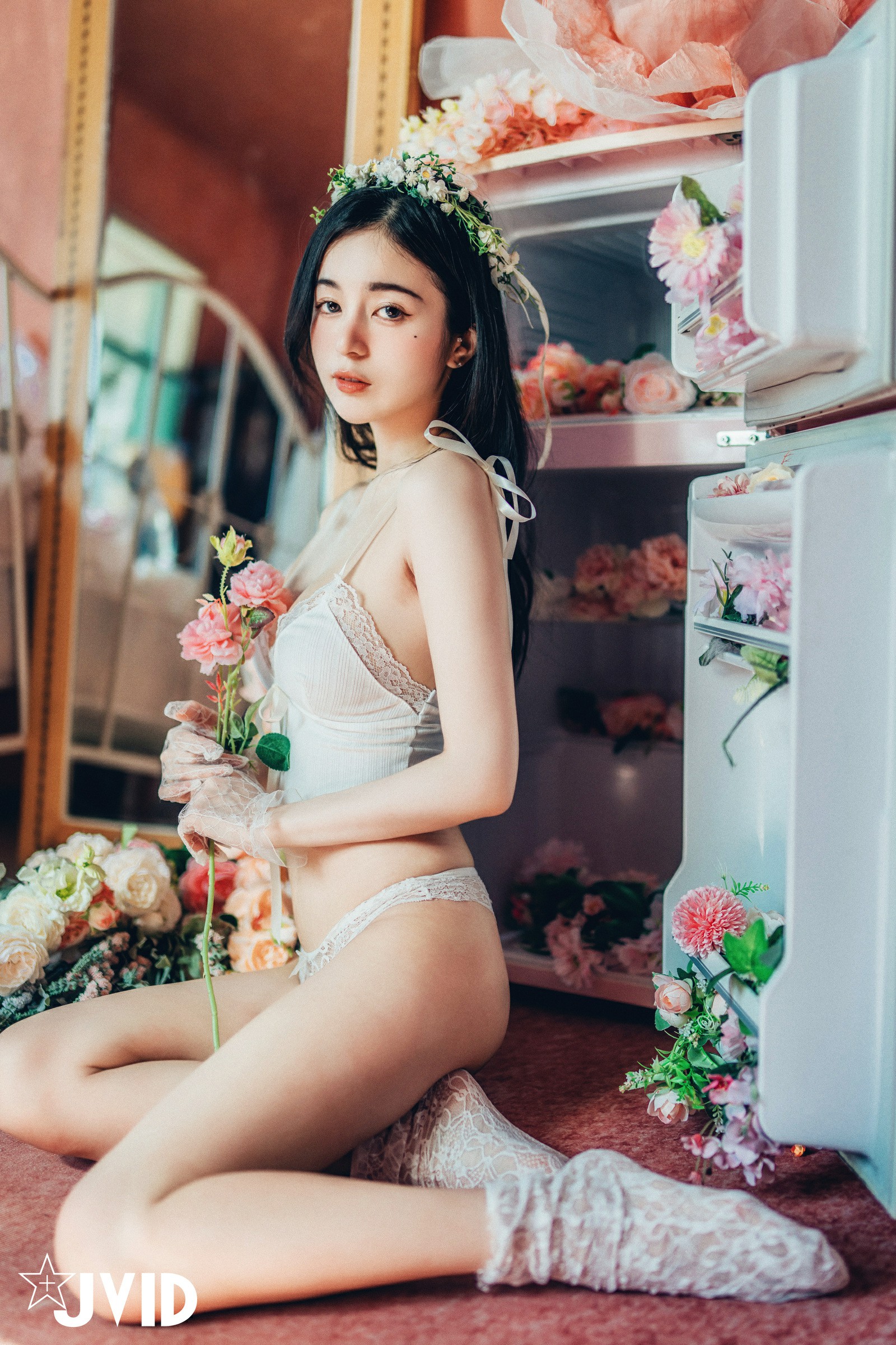 [JVID] 辰辰 – 巨乳嬌妻