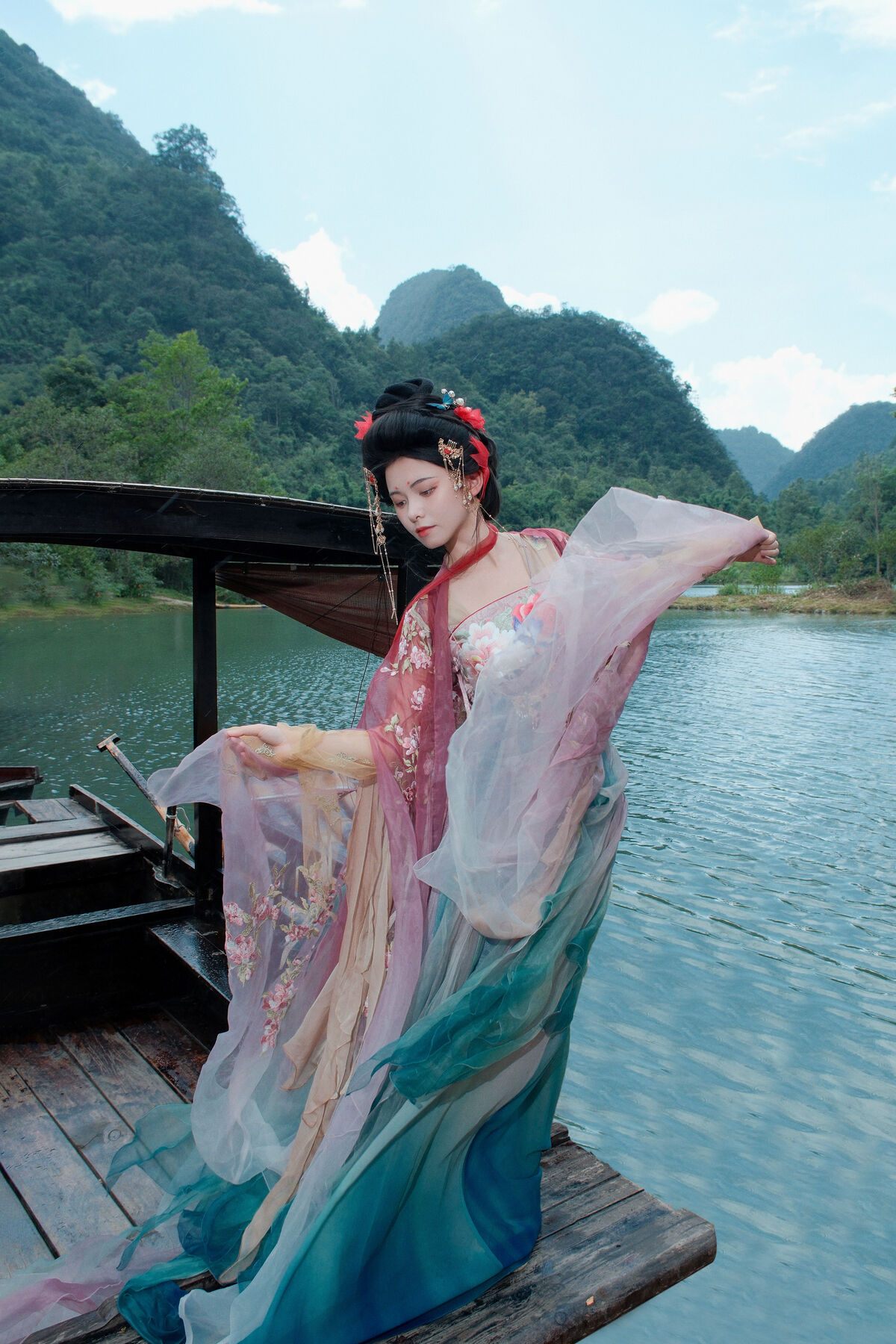 YiTuYu艺图语 Vol.10541 Yi Xin